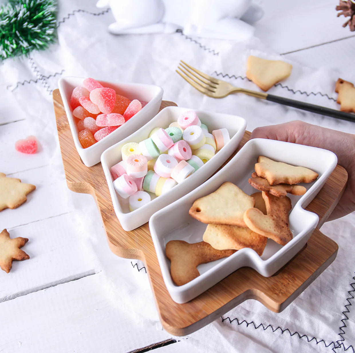 MERRY Christmas Tree Plate - Image 2