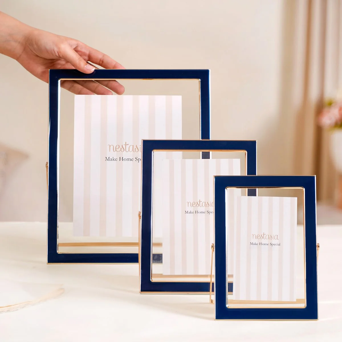 Metal Floating Picture Frame Navy Blue Set Of 3 - Image 2