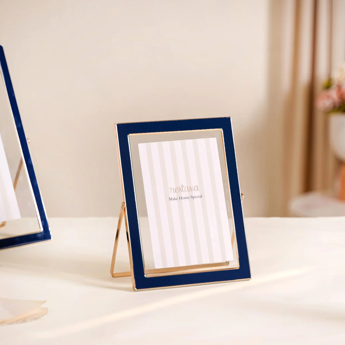 Metal Floating Picture Frame Navy Blue Set Of 3 - Image 8