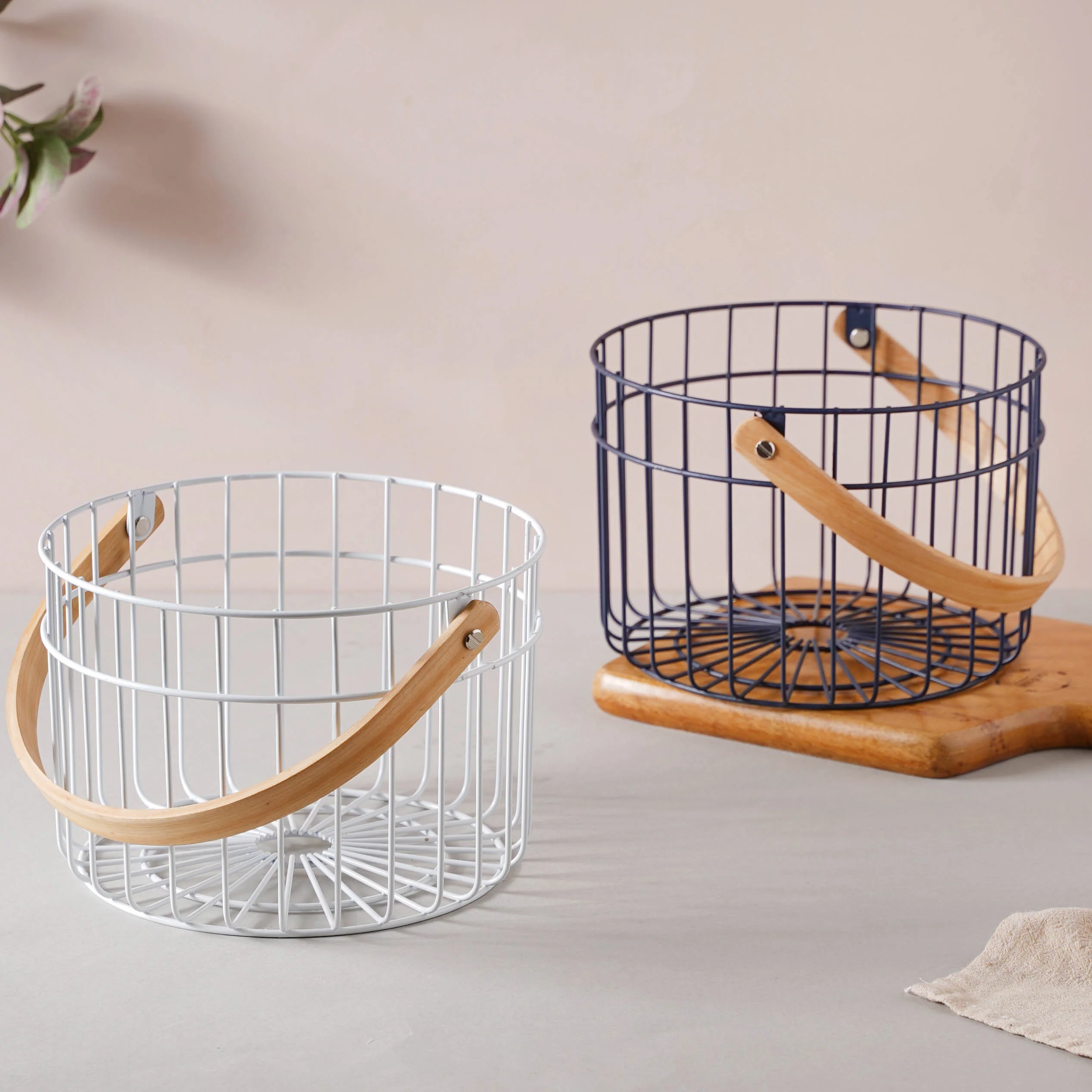 Metal Fruit Basket- Large - Image 4