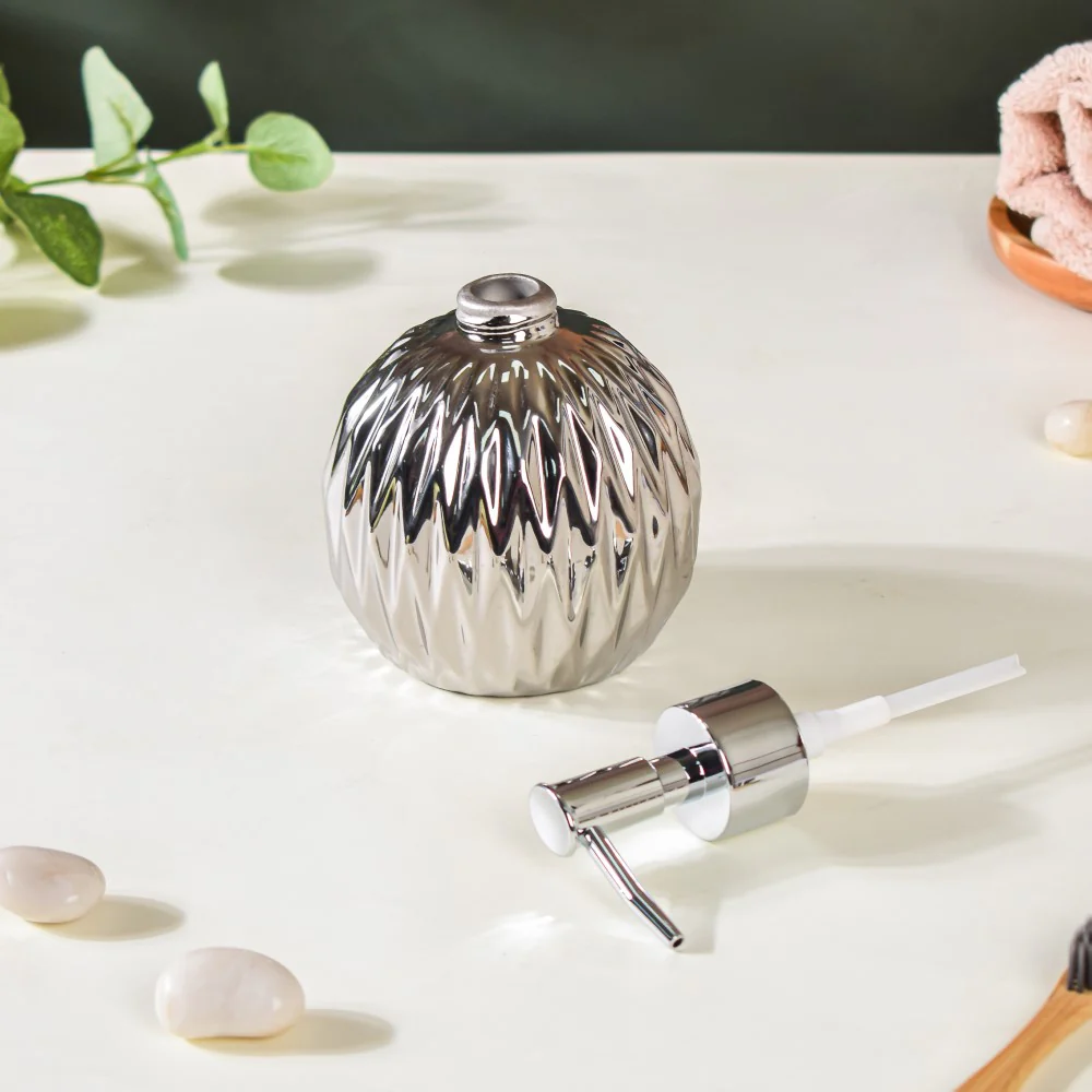 Metallic Soap Dispenser - Image 7