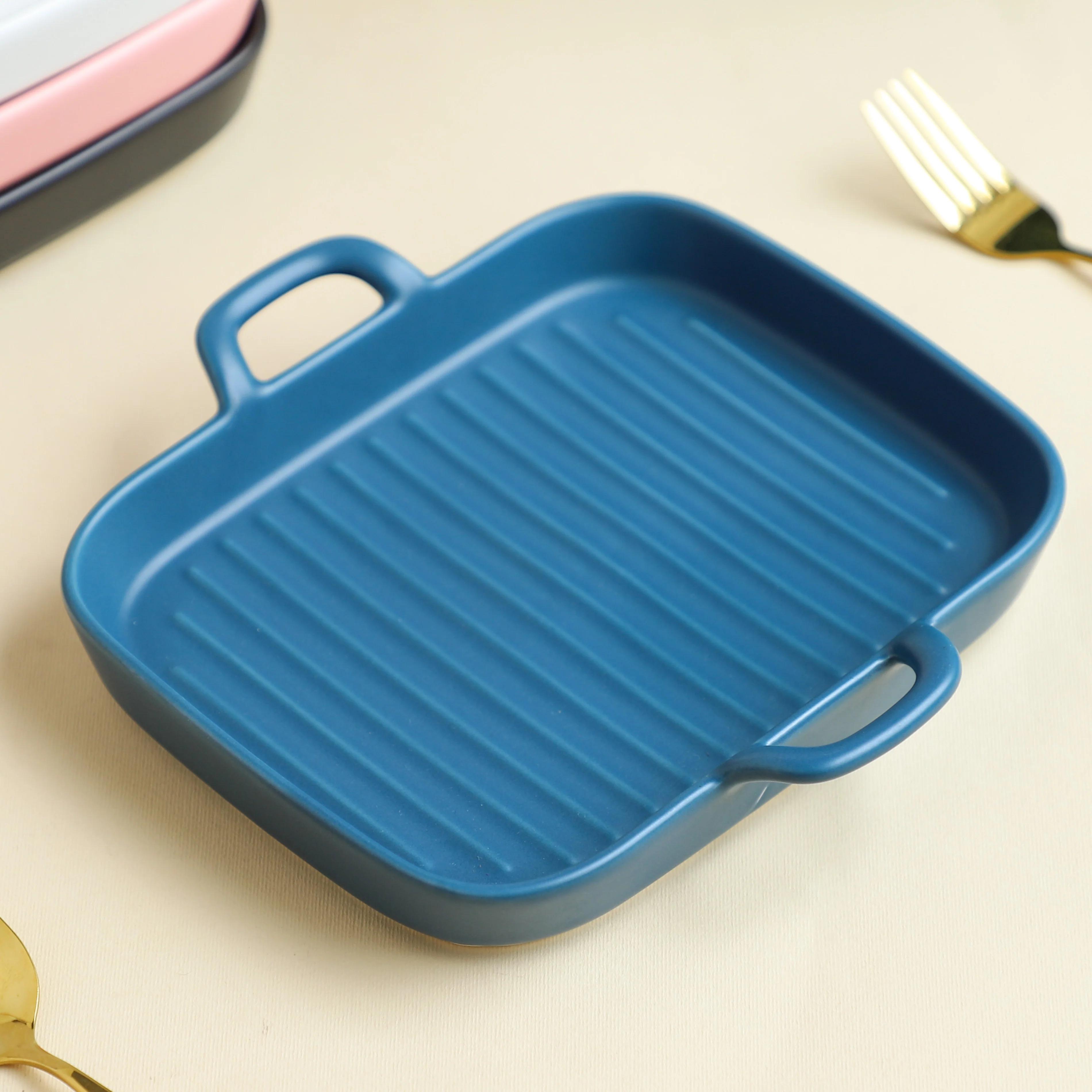 Microwave Safe Plate - Image 4