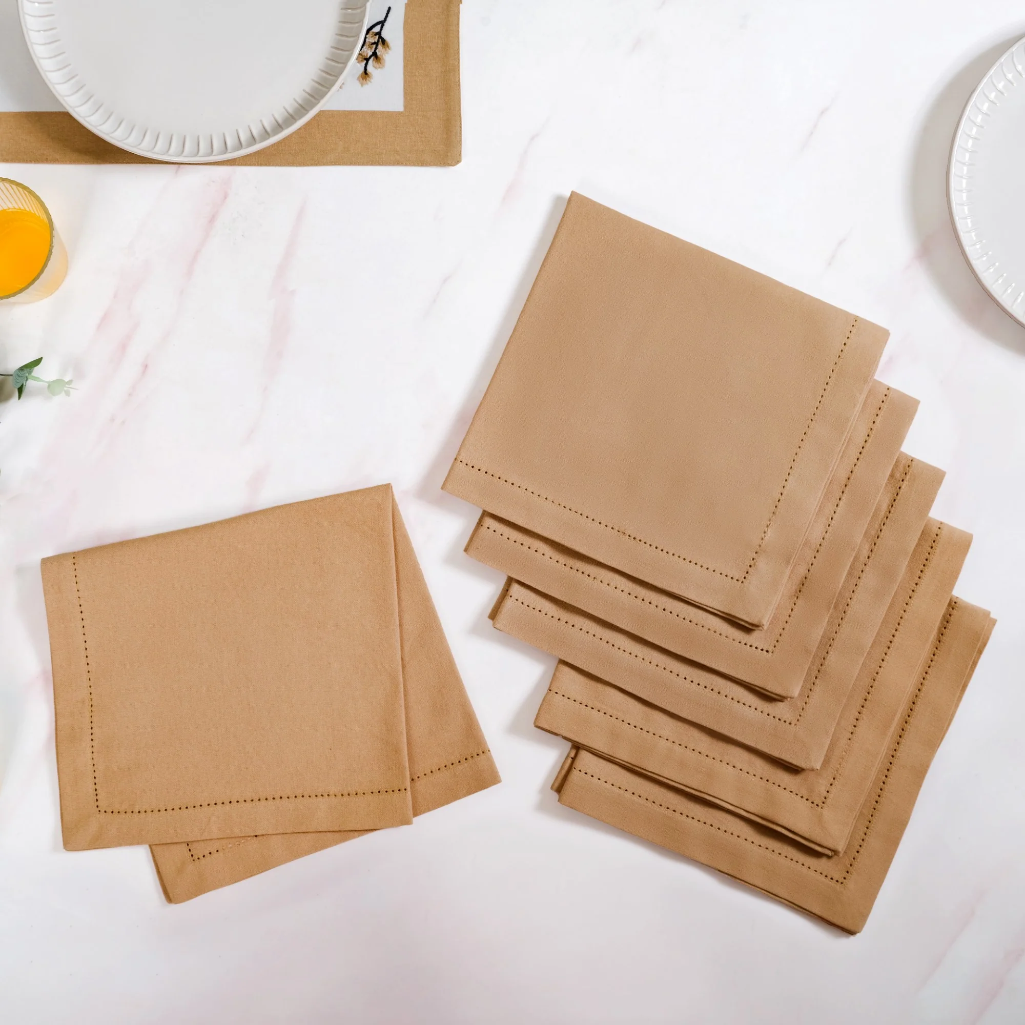 Midori Complete Table Linen Set With Mats Napkins Runner And Table Cloth In Brown - Image 10