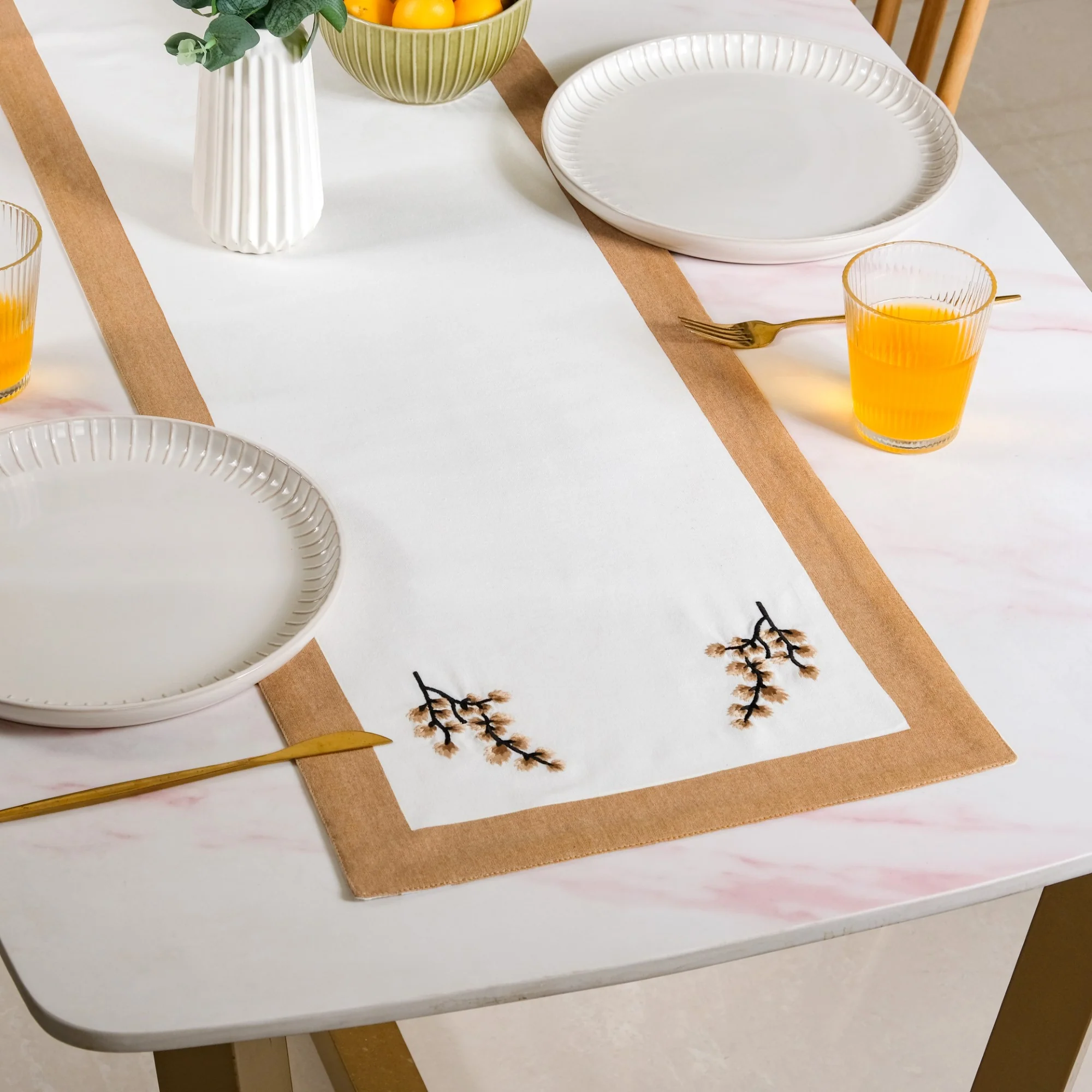 Midori Complete Table Linen Set With Mats Napkins Runner And Table Cloth In Brown - Image 7