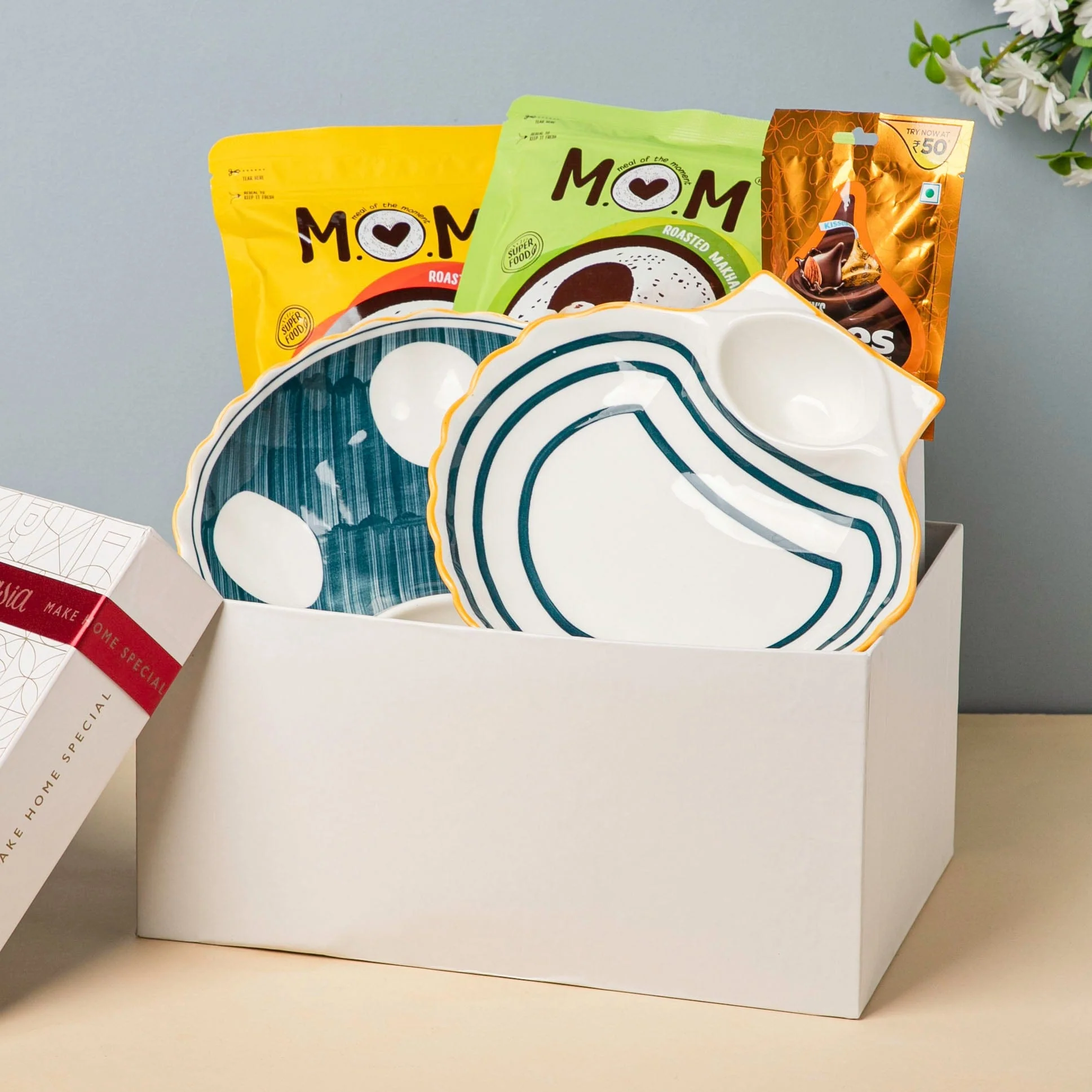 Mighty Munchable Nitori Plate Gift Hamper Set Of 5 - Image 3