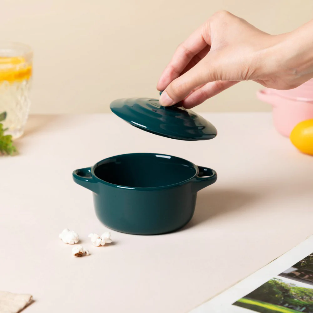 Mini Bowl With Lid And Handle Green 220ml - Image 2