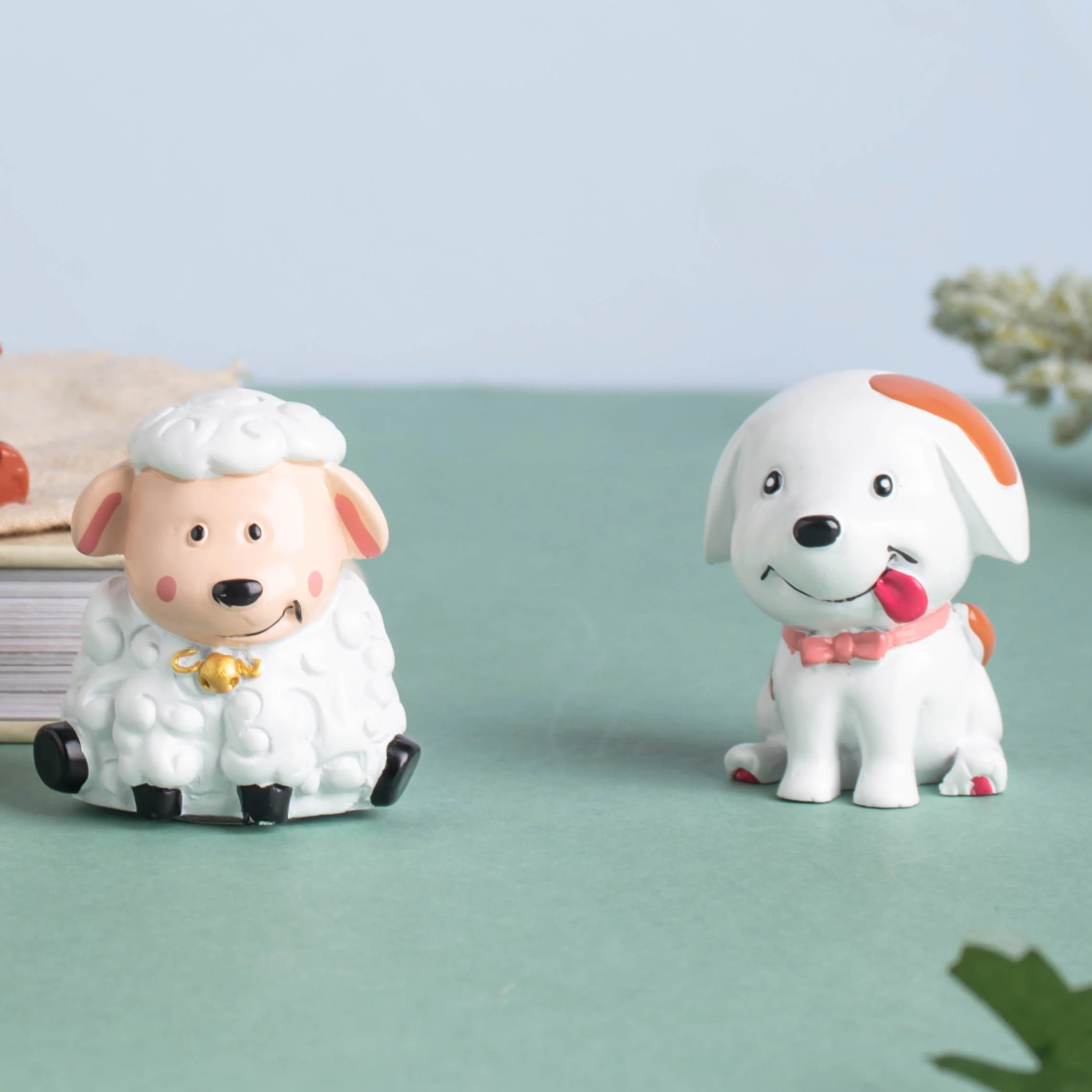 Miniature Farm Animal Showpiece - Image 5
