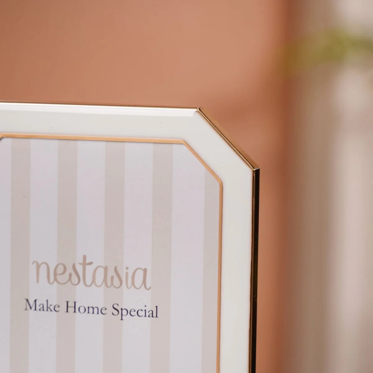 Minimal Photo Frame White 11"x5.5" - Image 8