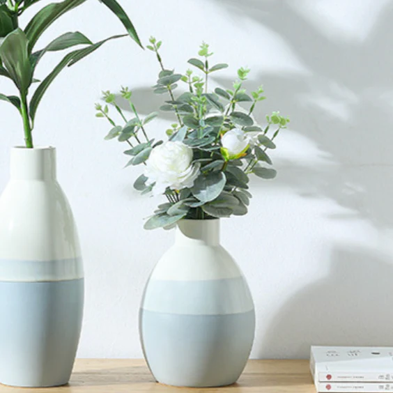 Minimalist Flower Pot - Image 2