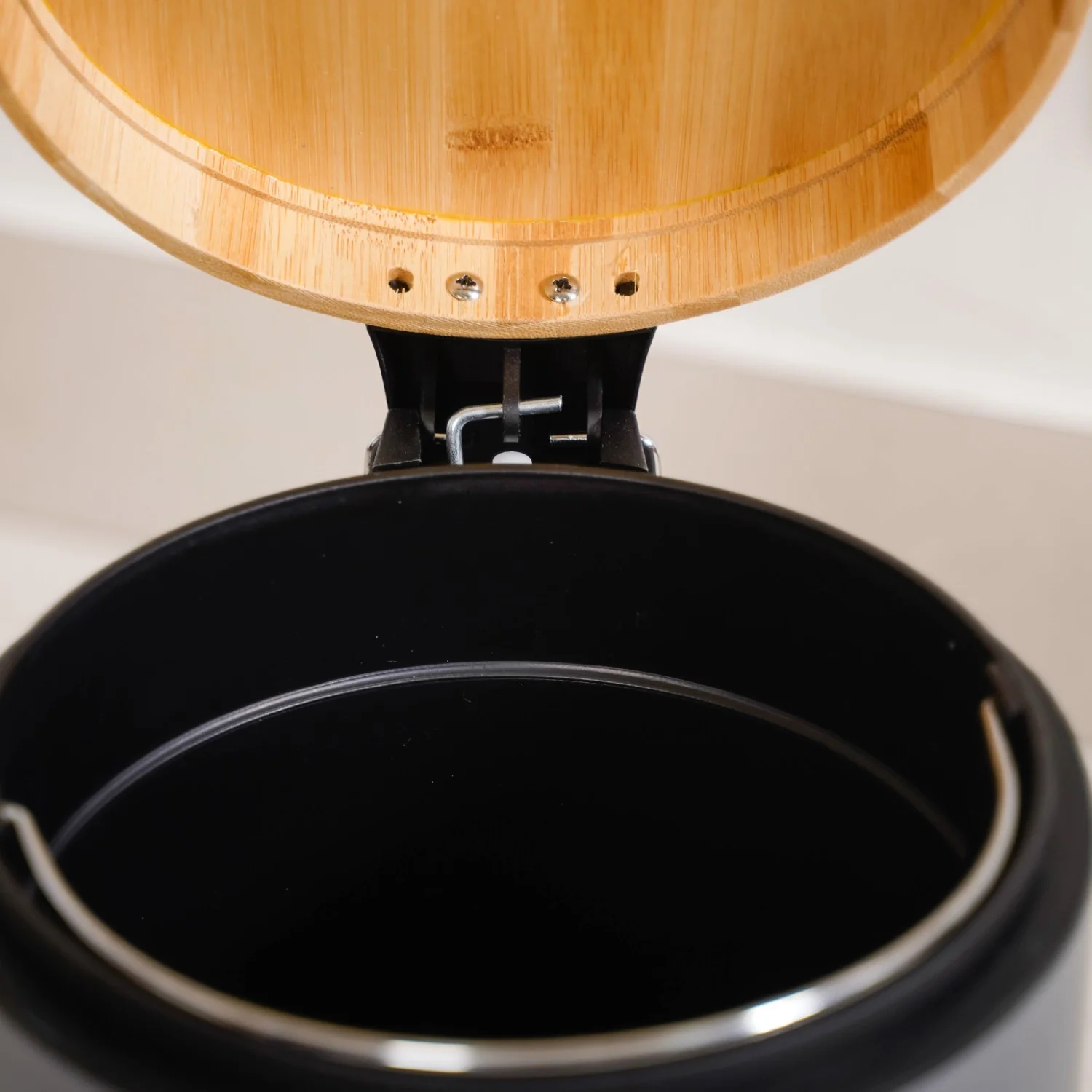Modbin Bamboo Lid Metal Dustbin With Bucket Black 3000ml - Image 6
