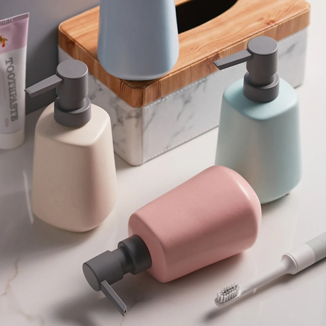 Modern Bathroom Accessory - Image 14