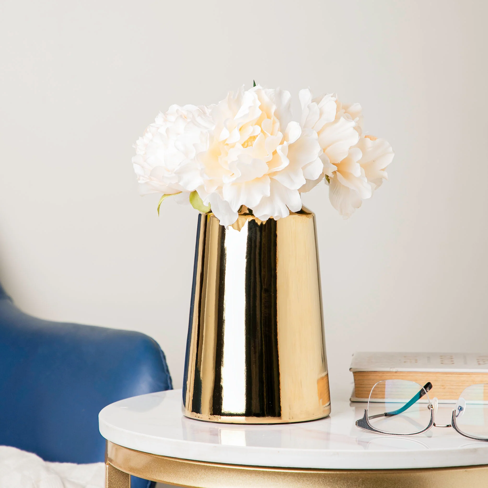 Modern Ceramic Vase Gold