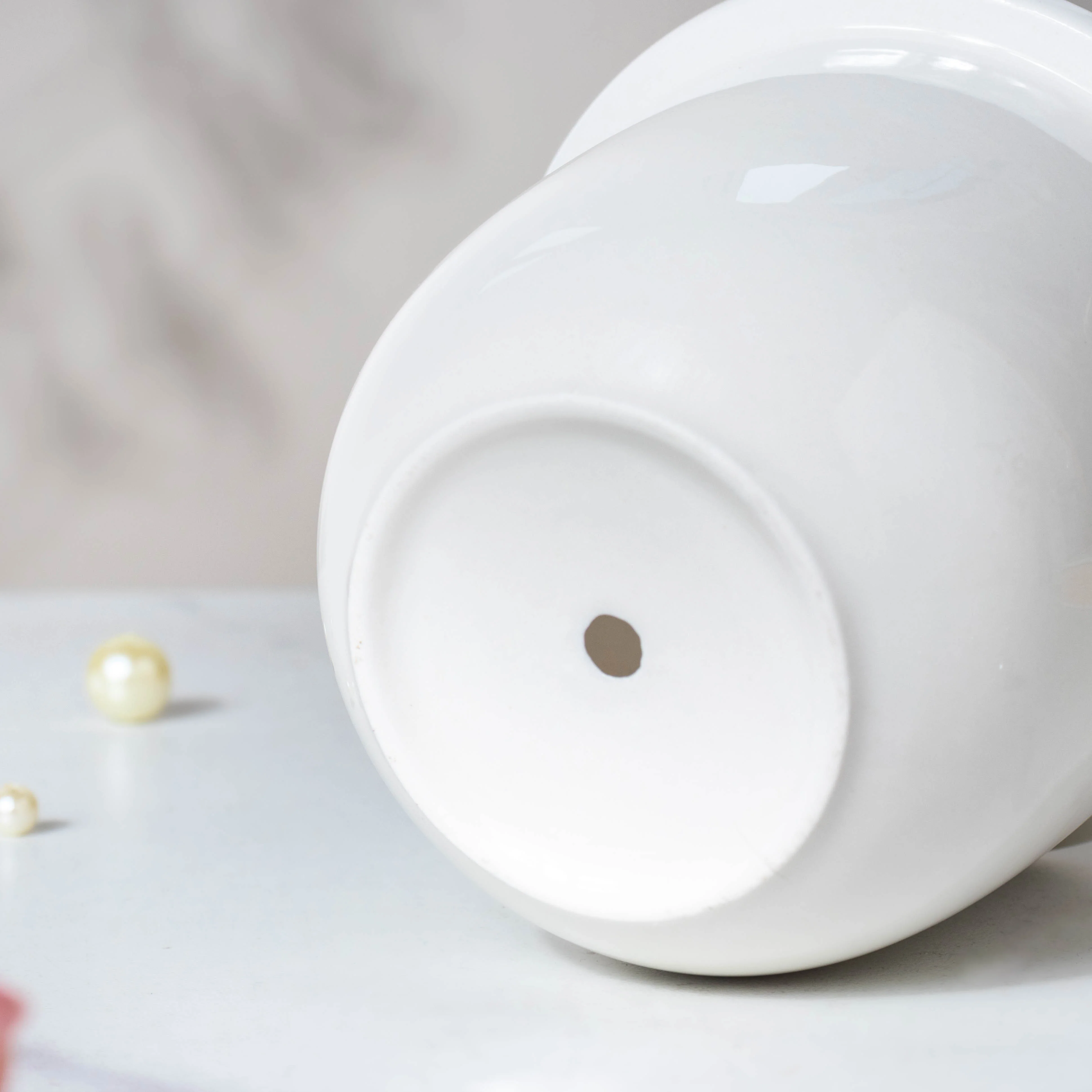Modern Ivory Ceramic Planter With Glass Stand - Image 7