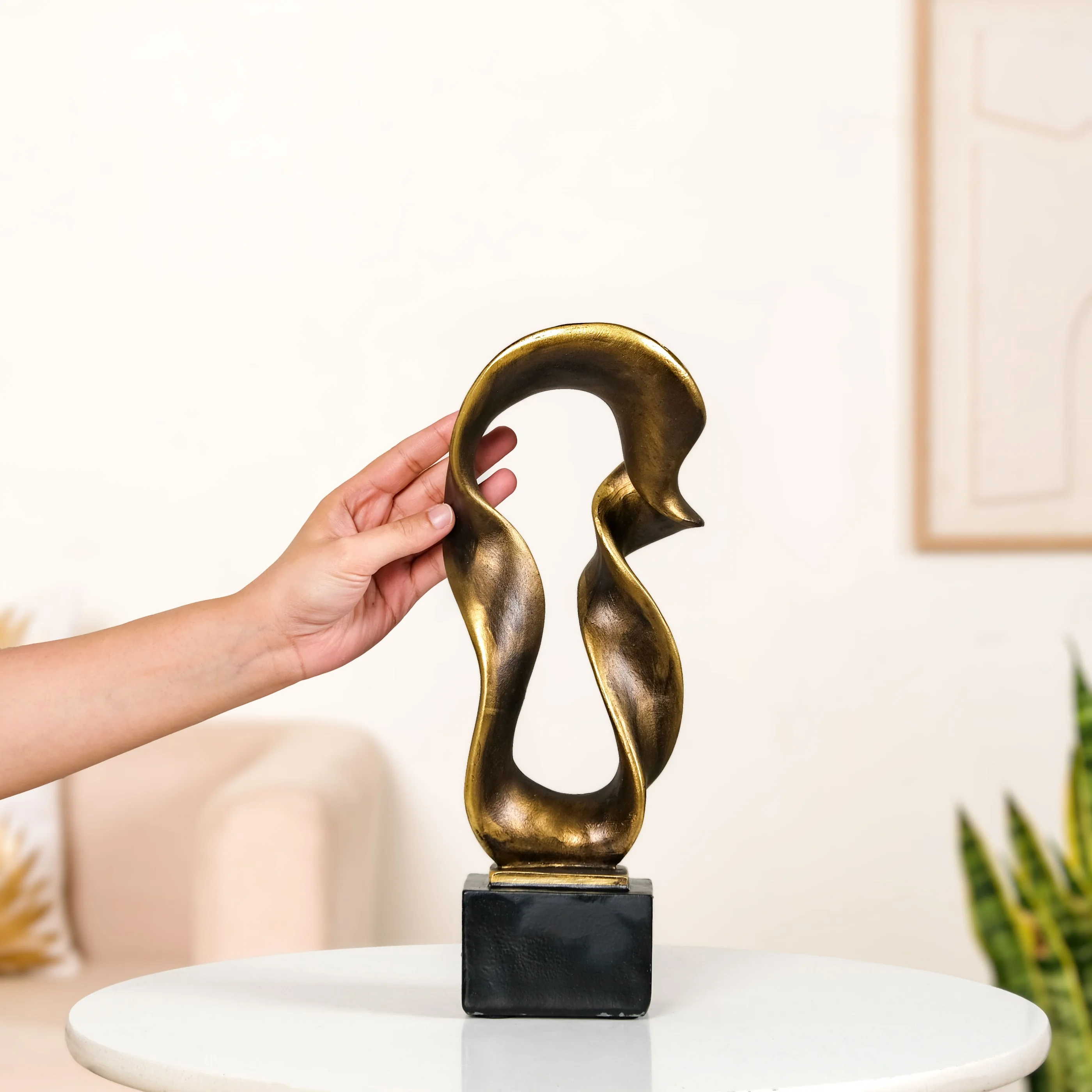 Modern Muse Decor - Image 2