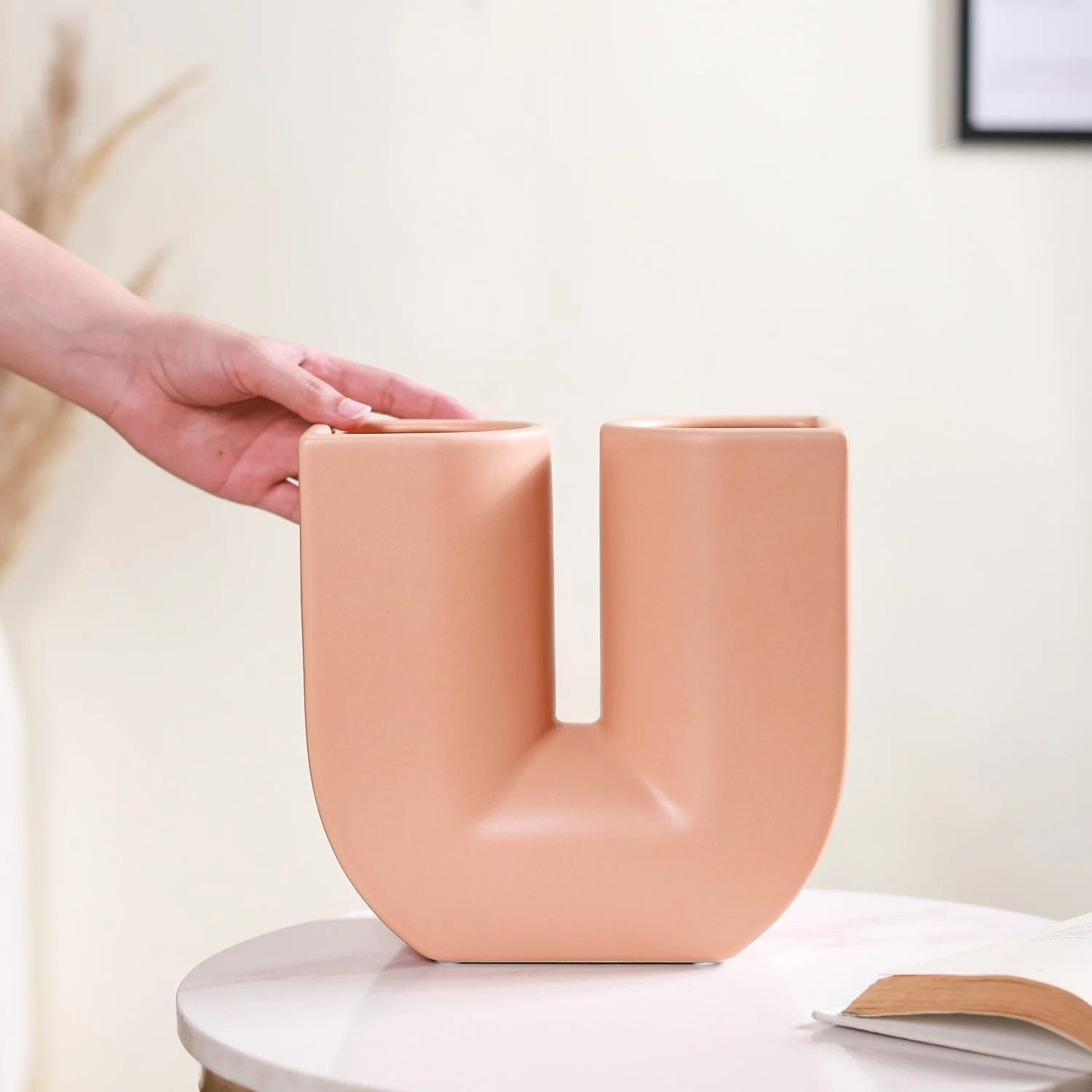 Modern Neutral Tone U Vase - Image 3