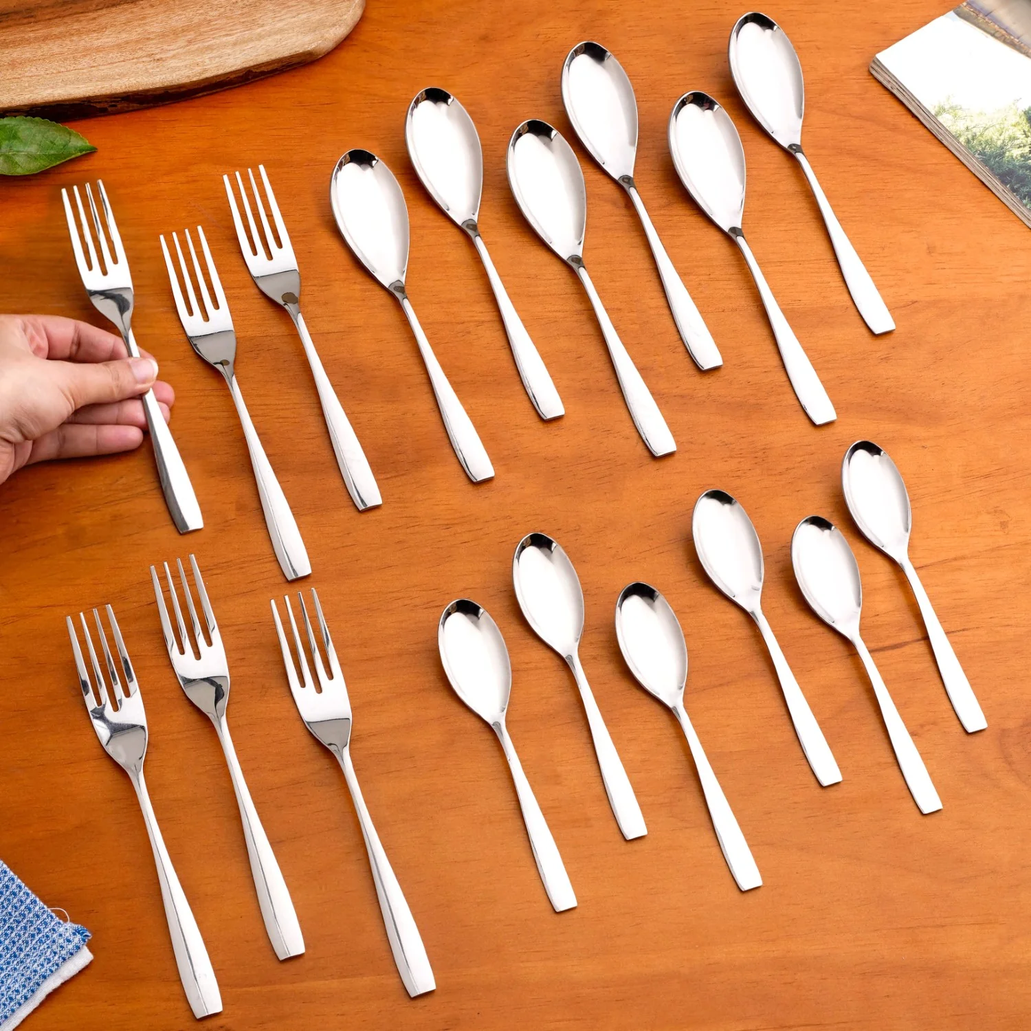 Modern Quenelle Stainless Steel Cutlery Set Of 18 - Image 3