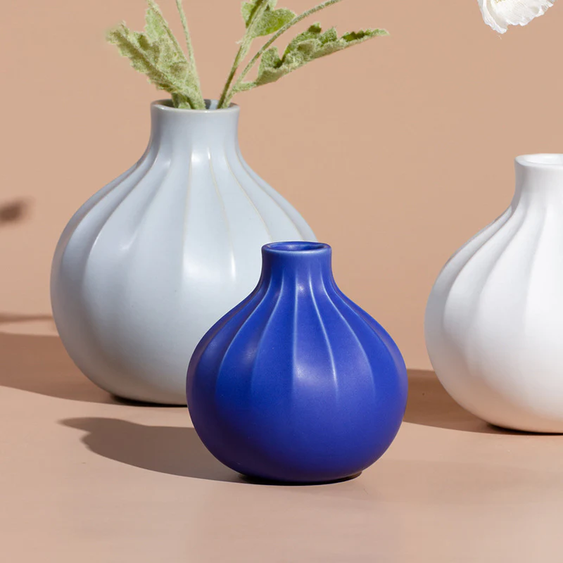 Modern Ribbed Vase - Image 14