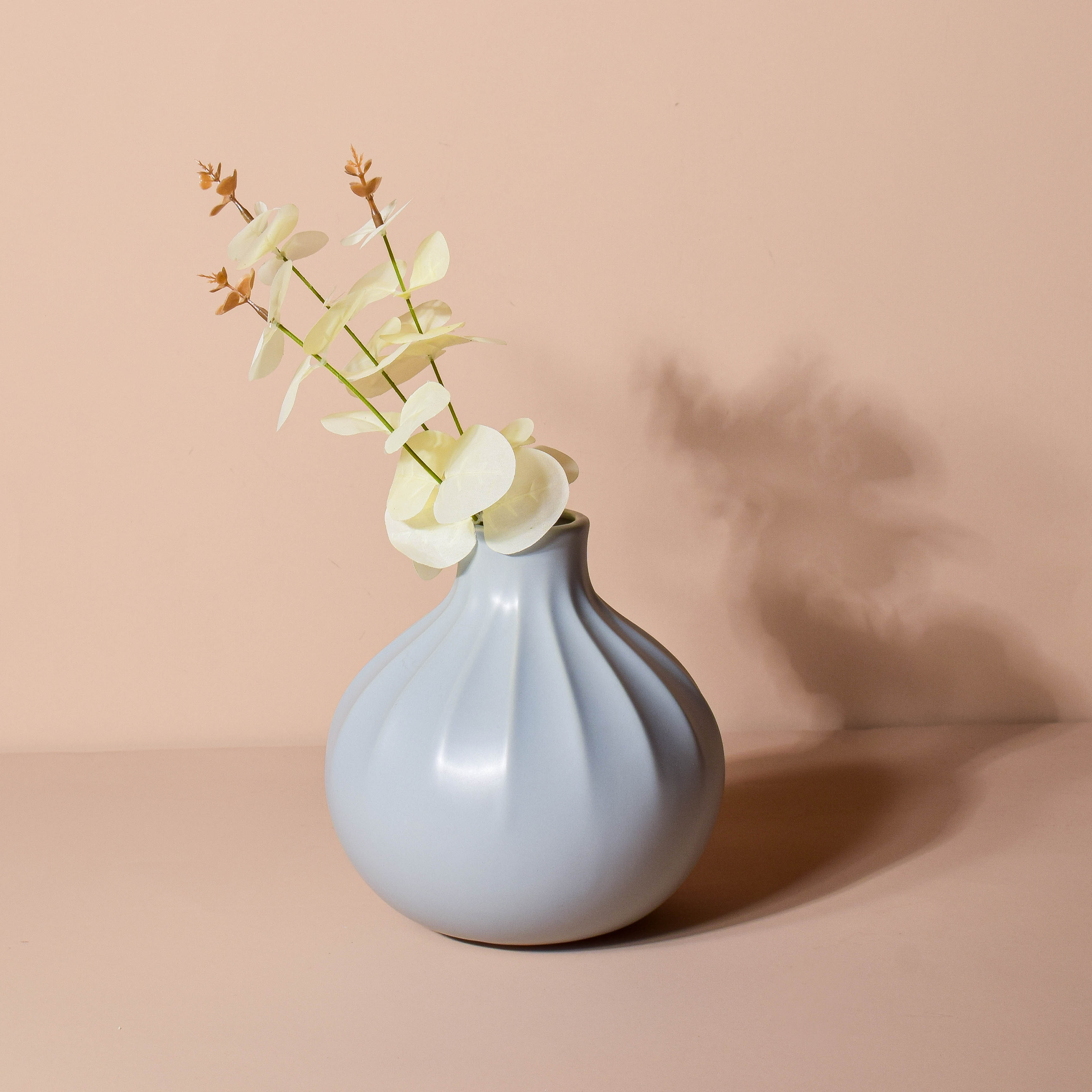 Modern Ribbed Vase - Image 6