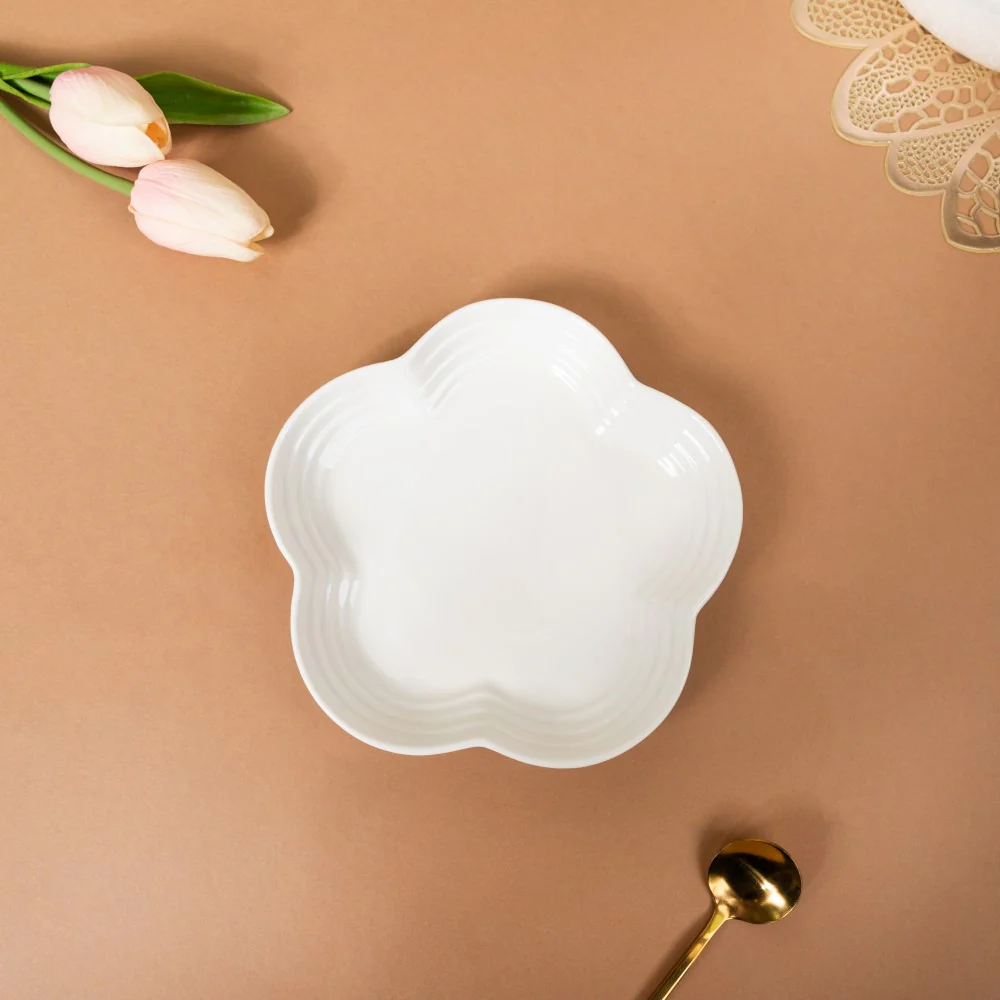 Moon White Daisy Dessert Plate 6 Inch - Image 4