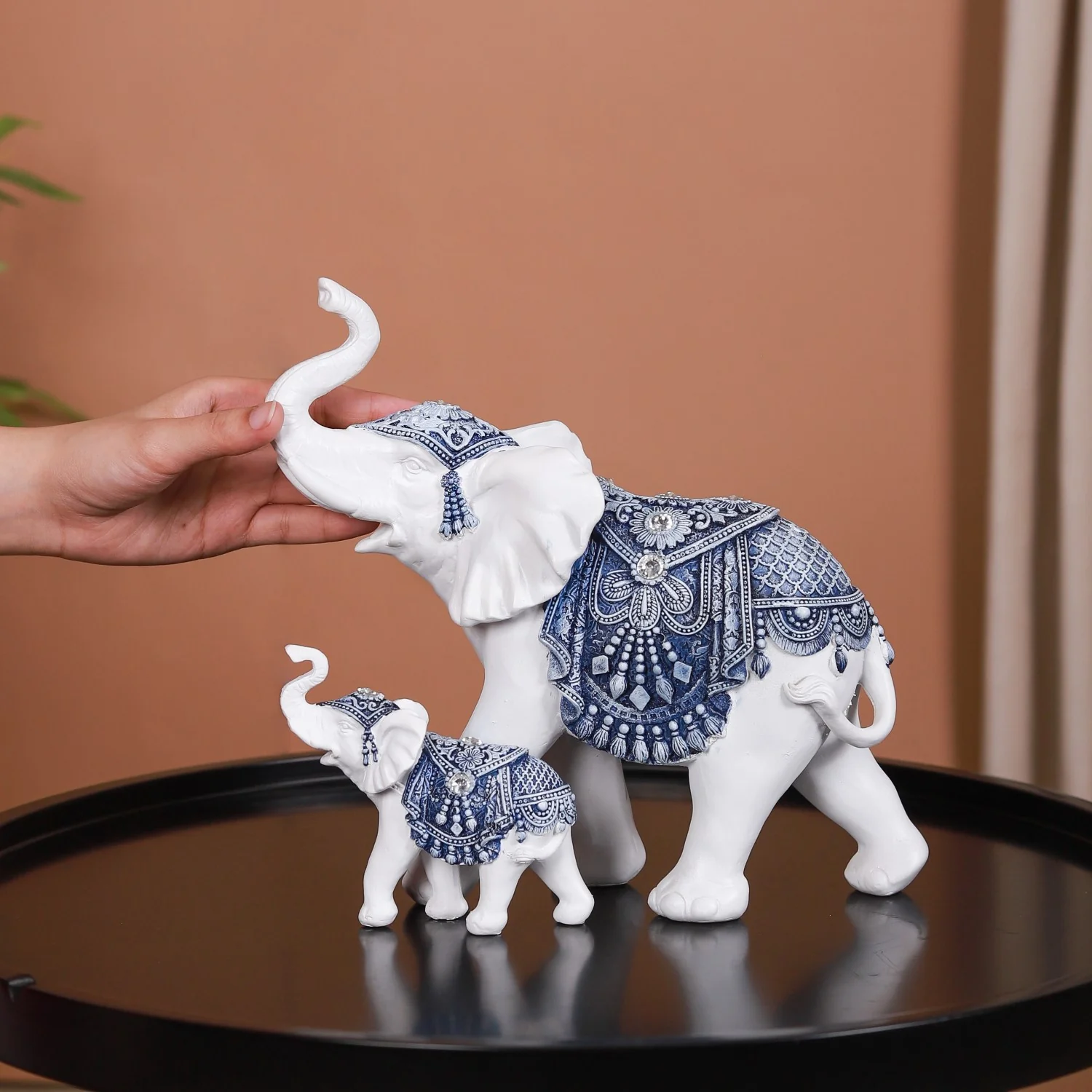 Mother Baby White Elephant Decor Showpiece - Image 2