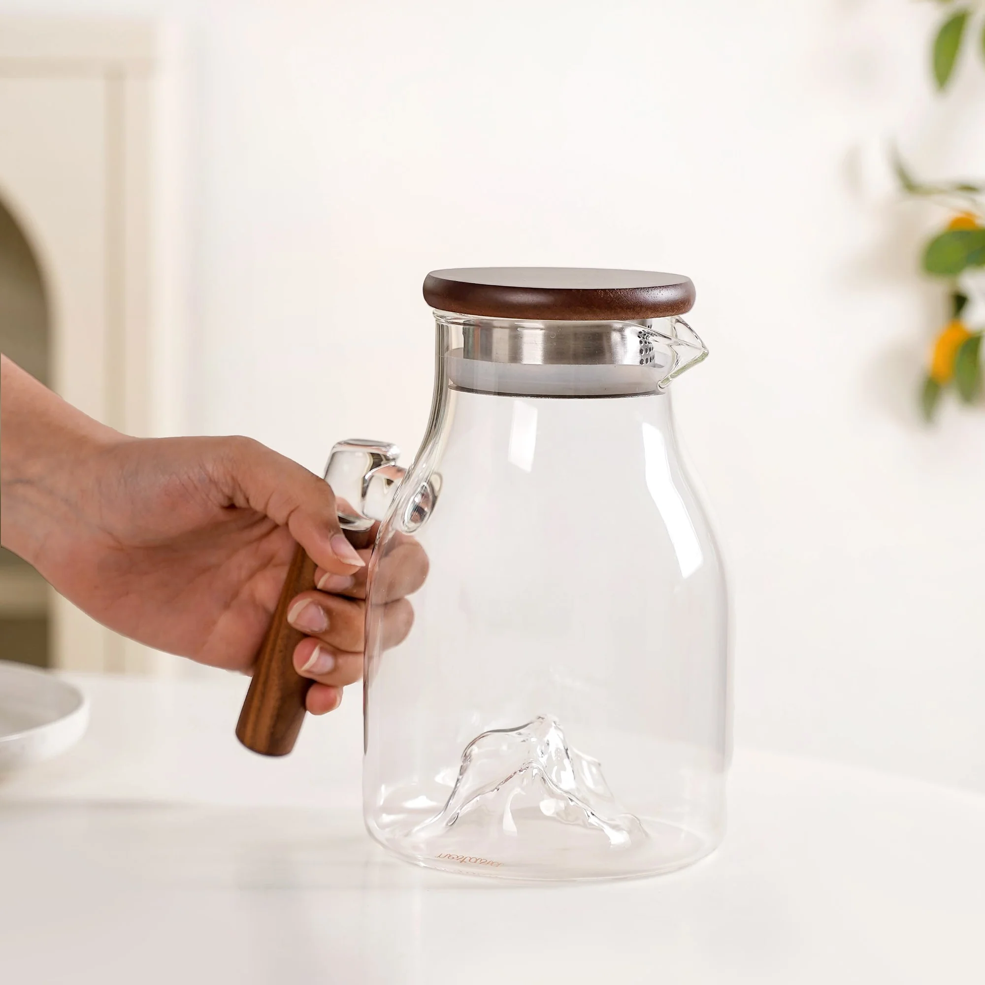 Mountain Glass Pitcher 1400ml - Image 2