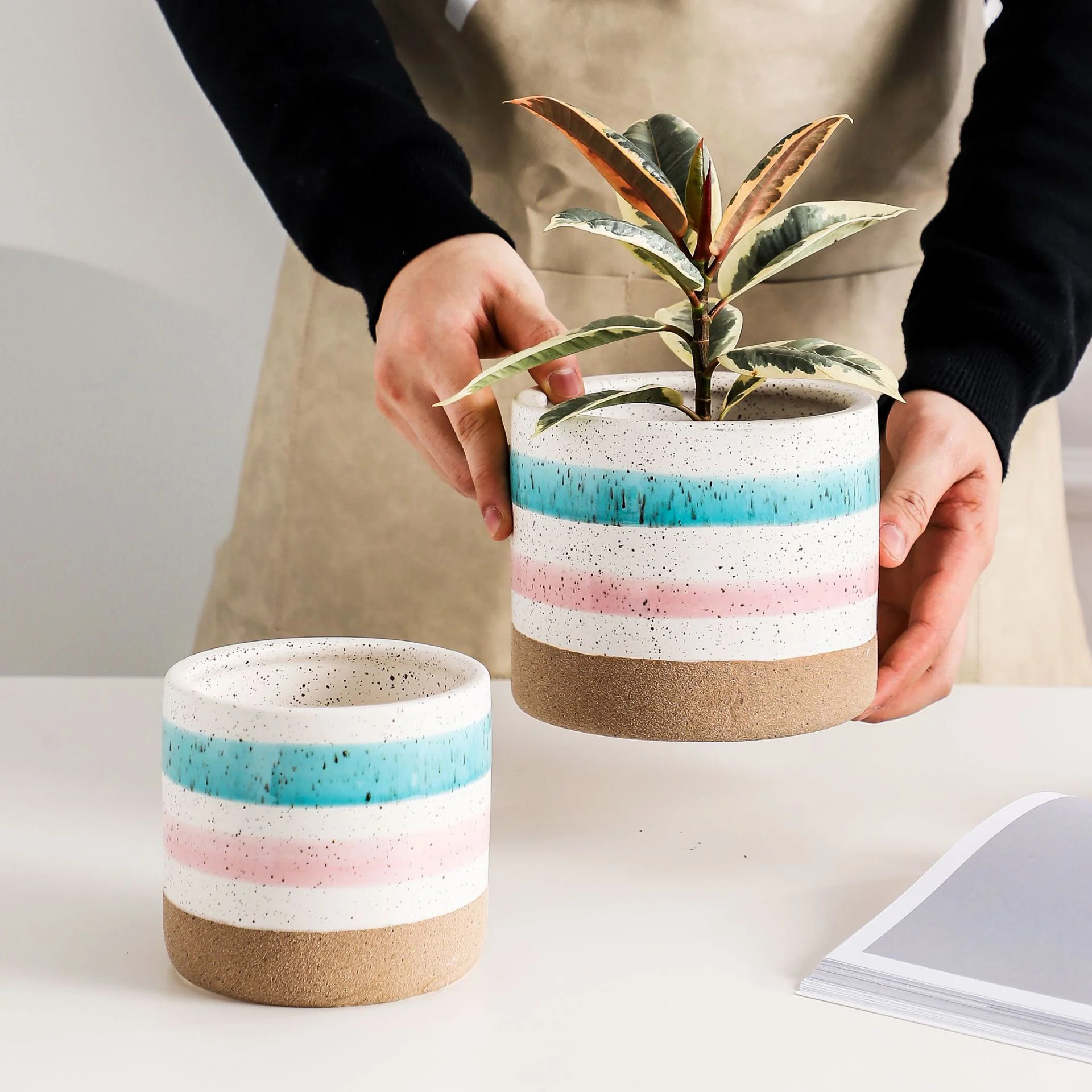 Multicolour Plant Pot Set Of 3 - Image 2