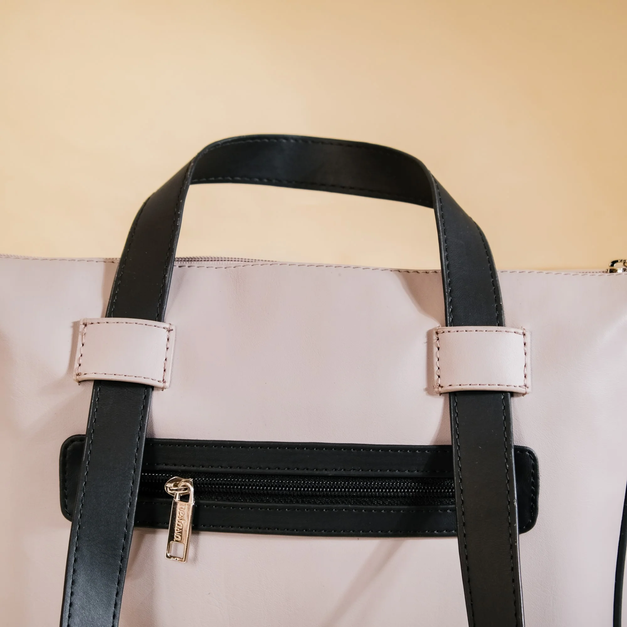 Multipurpose 2-Way Backpack And Handbag - Image 15