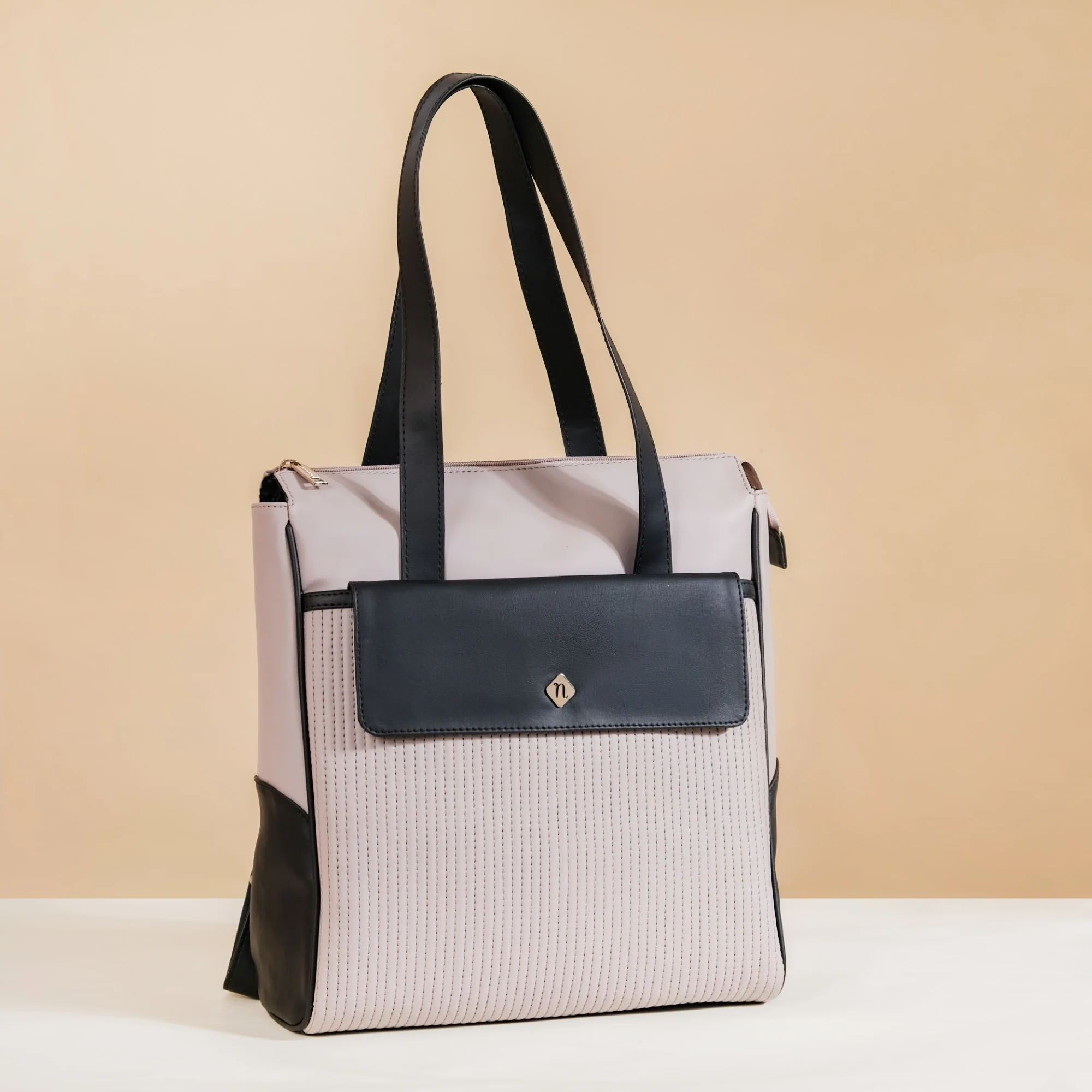 Multipurpose 2-Way Backpack And Handbag - Image 2