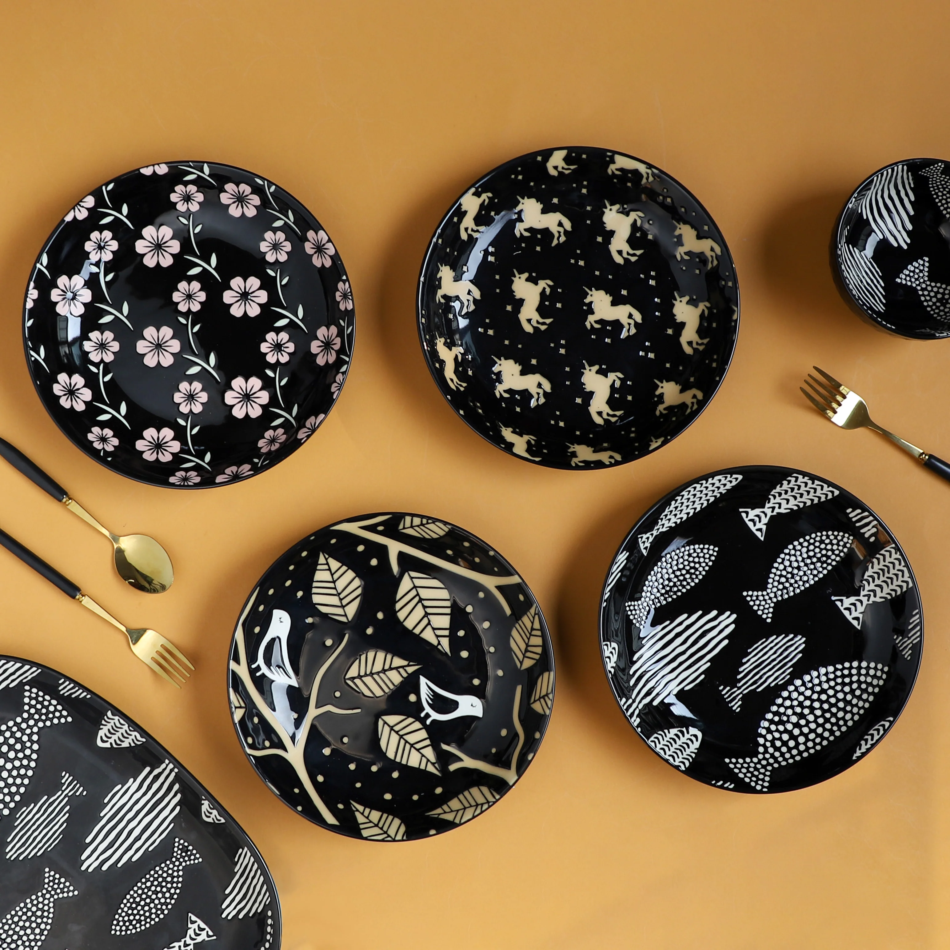 Natura Plates Black - Image 3
