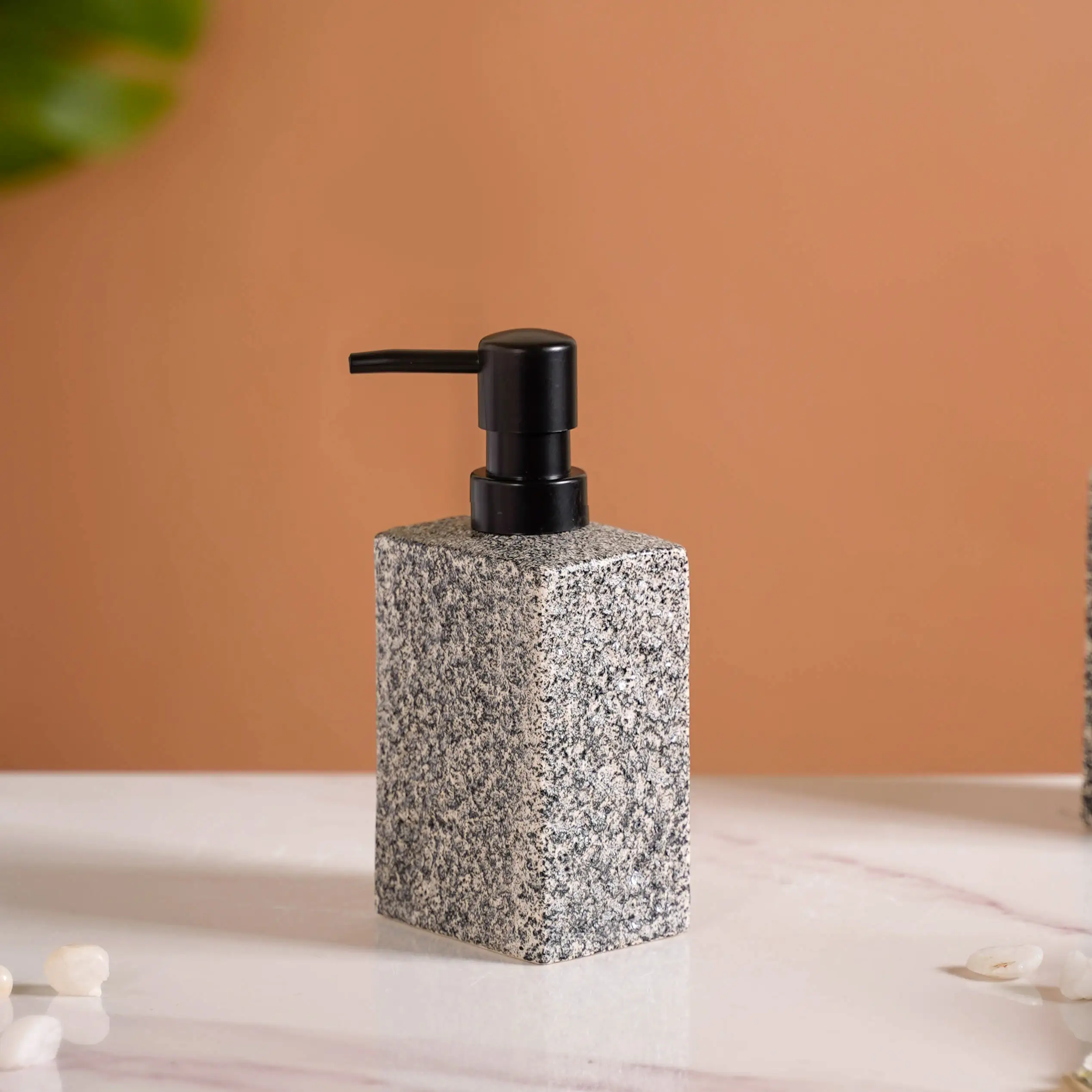 Natural Stone Textured Bathroom Set Of 3 - Image 7