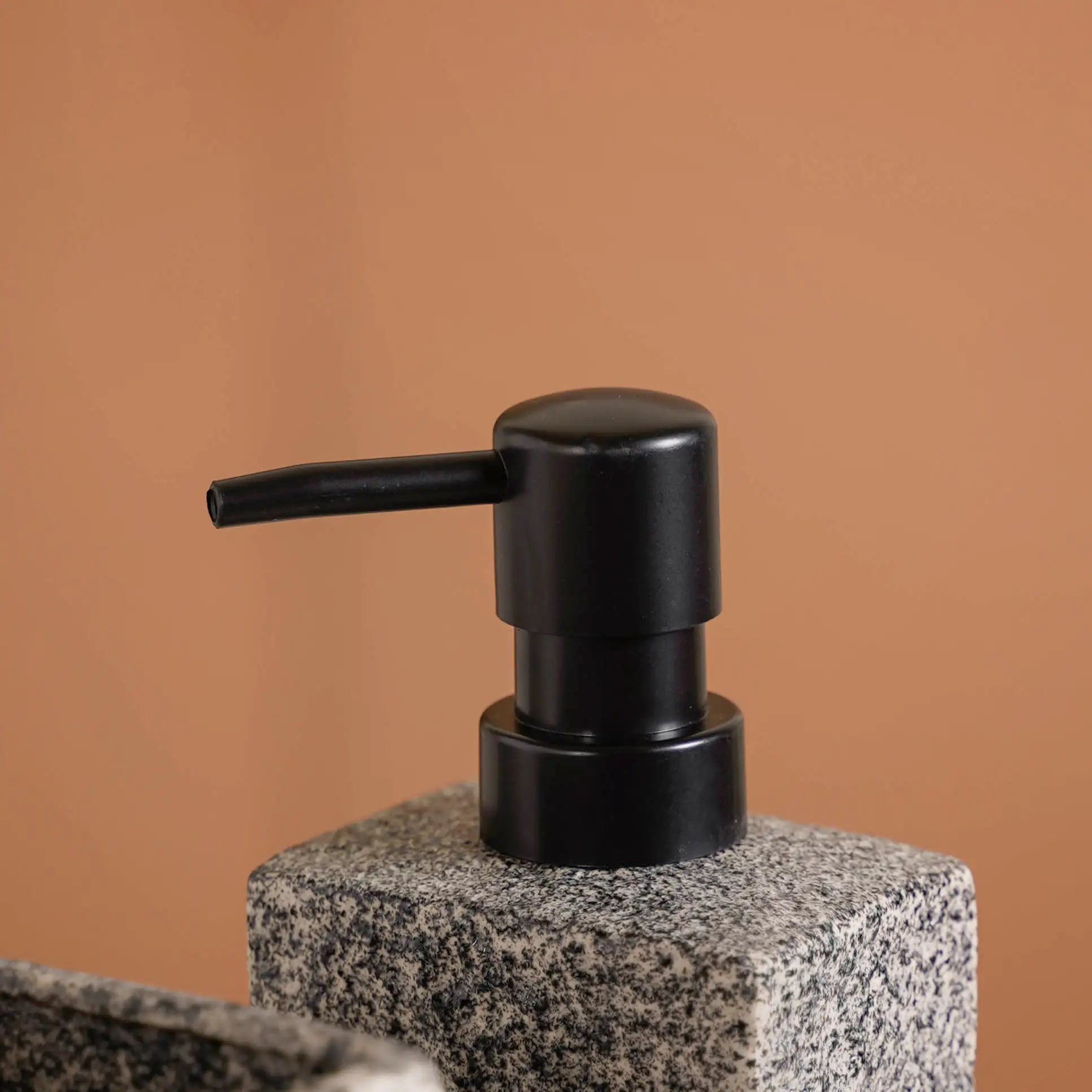 Natural Stone Textured Bathroom Set Of 3 - Image 9