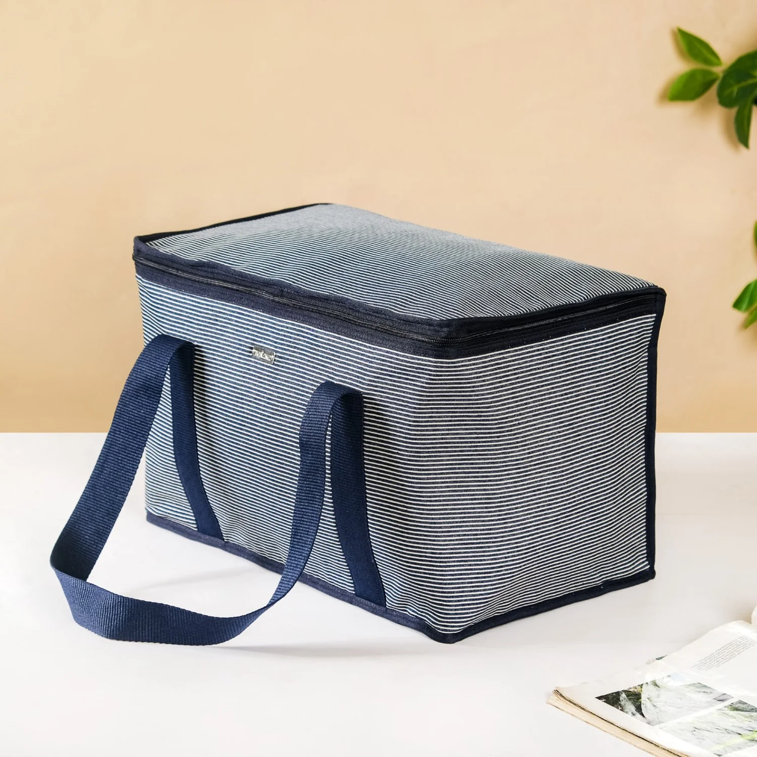 Navy Blue Striped Insulated Food Picnic Bag 30 L - Image 11