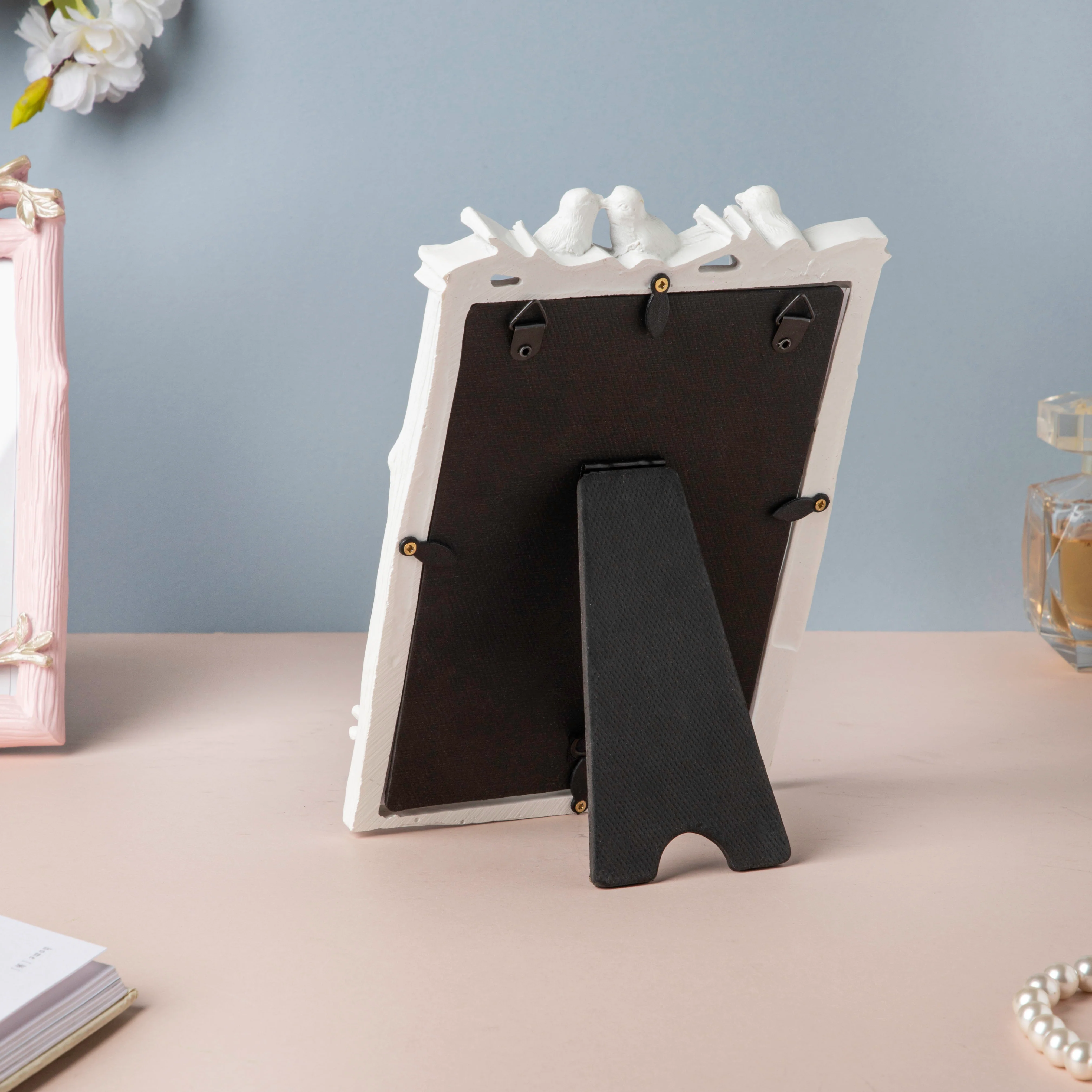 Nestling Birds White Photo Frame - Image 4