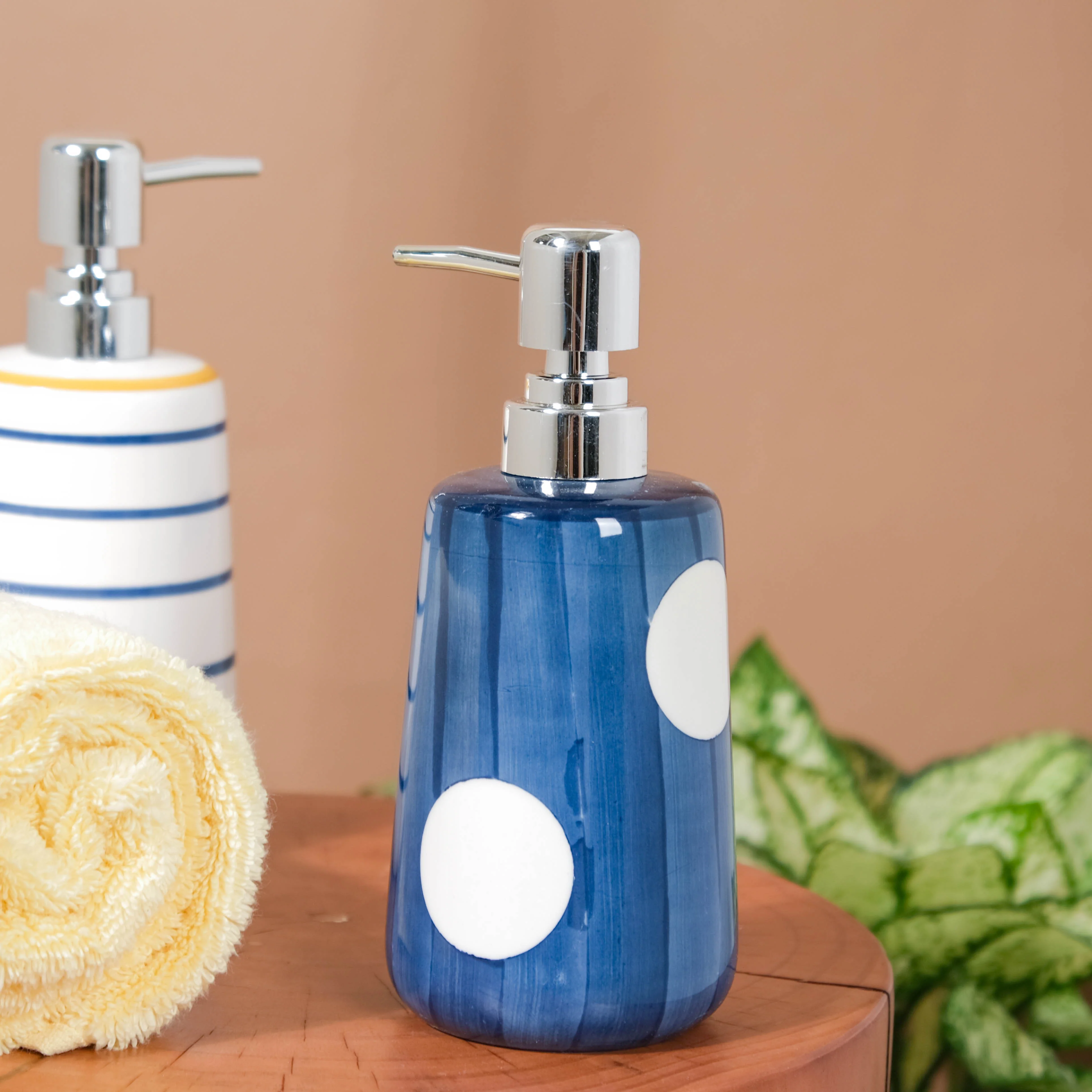 Nitori White Moon Dispenser With Nozzle 450ml - Image 6