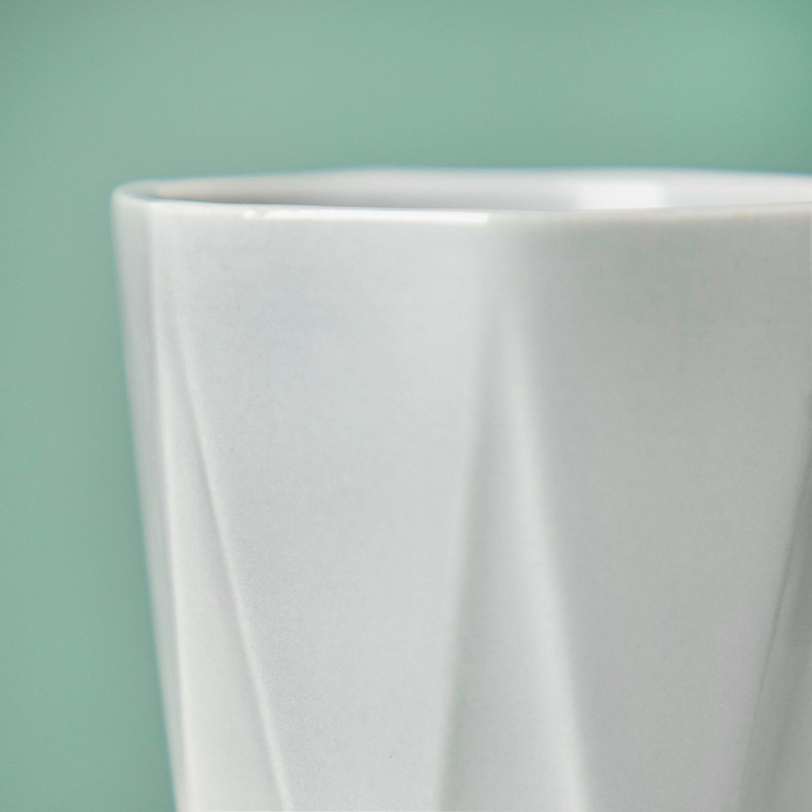 Nordic Grey Textured Ceramic Planter - Image 5