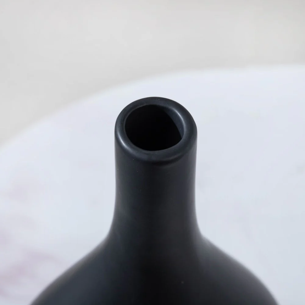 Nordic Hollow Vase Black - Image 7