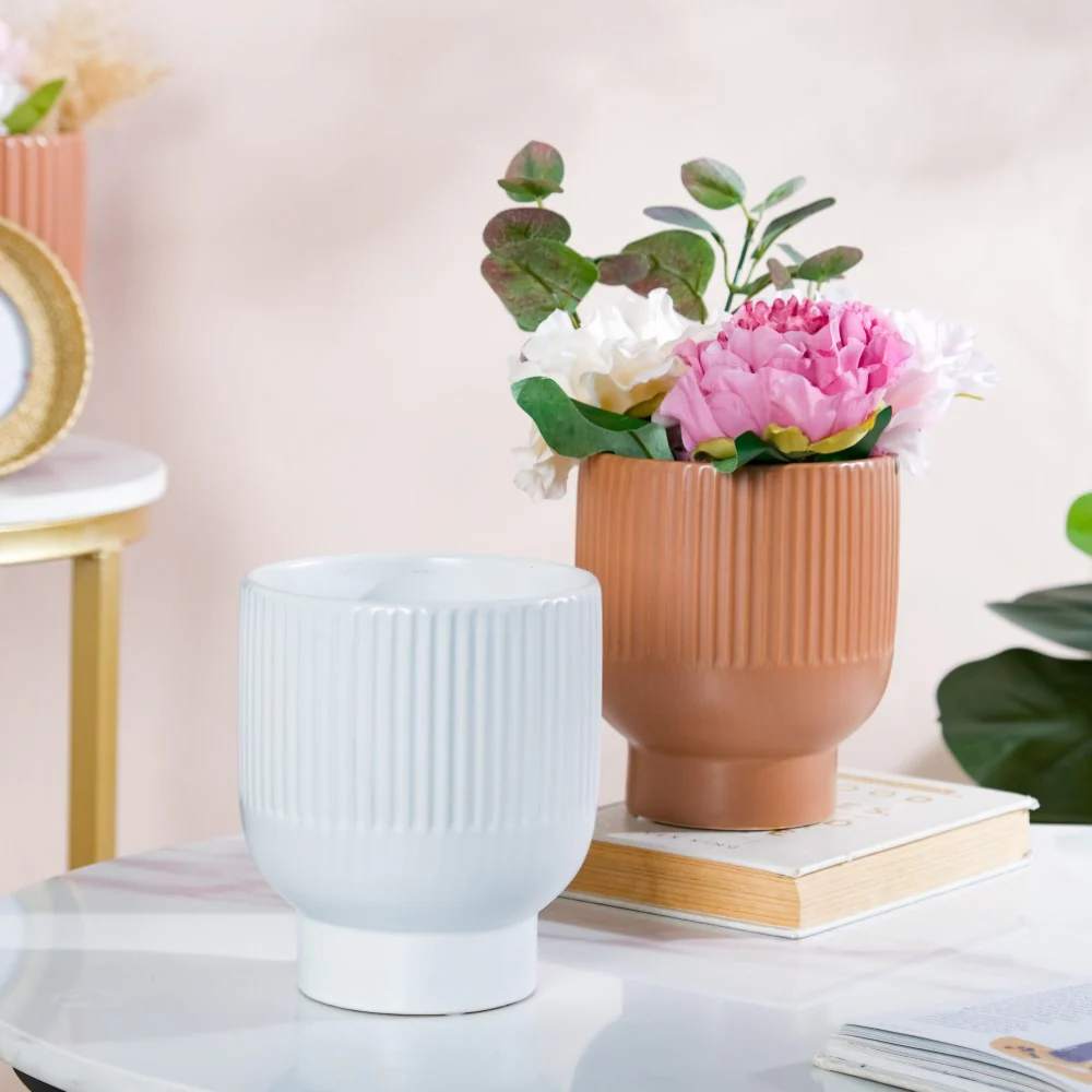 Nordic Ribbed Ceramic White Vase With Stand - Image 8