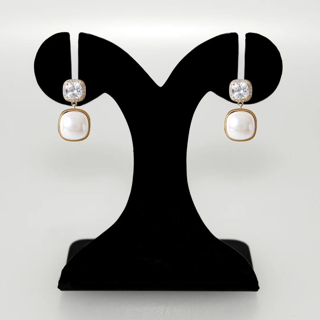 Ocean Treasure Pearl Drop Earrings Gold - Image 6