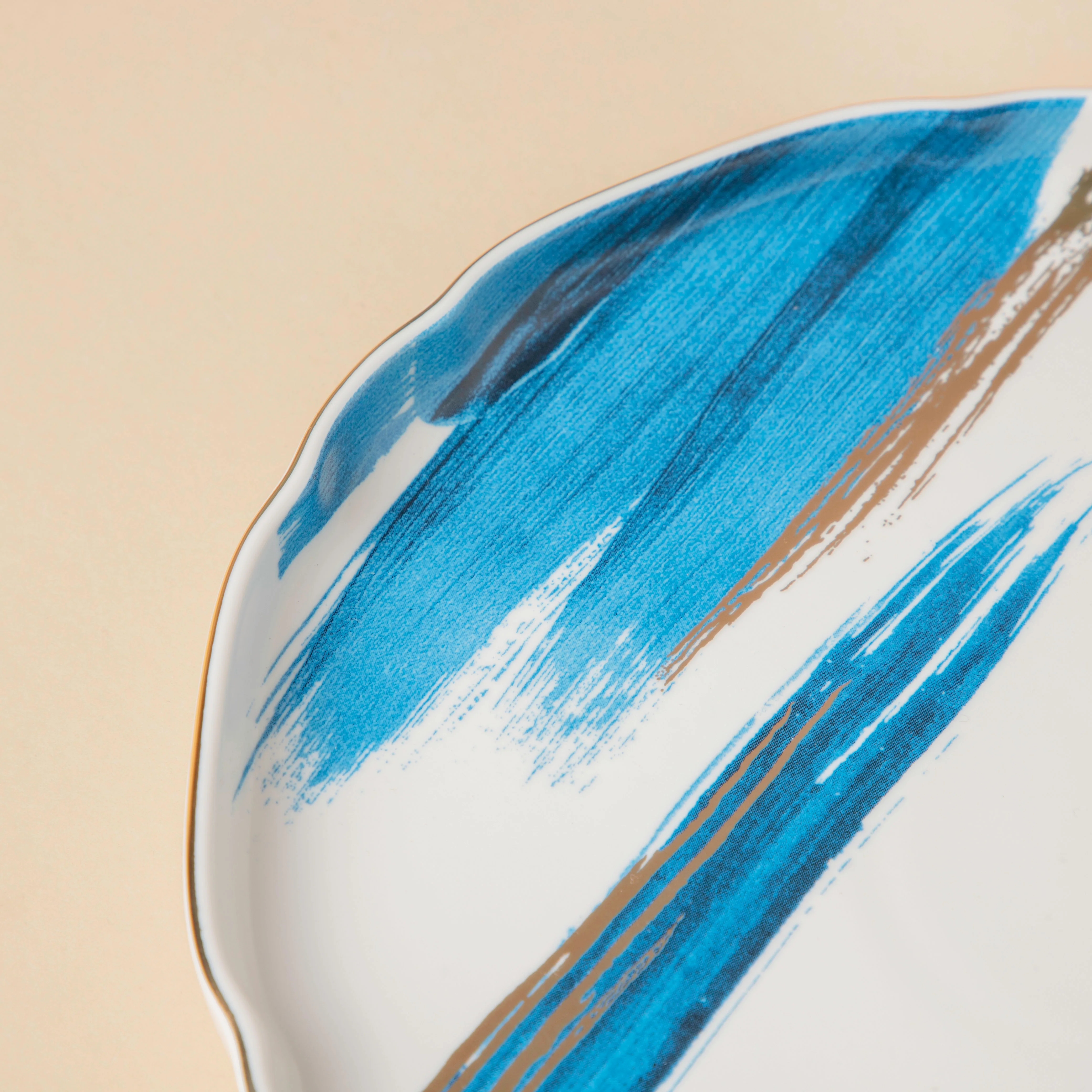 Oceanic Calm Blue Dinner Plate 10 Inch - Image 4