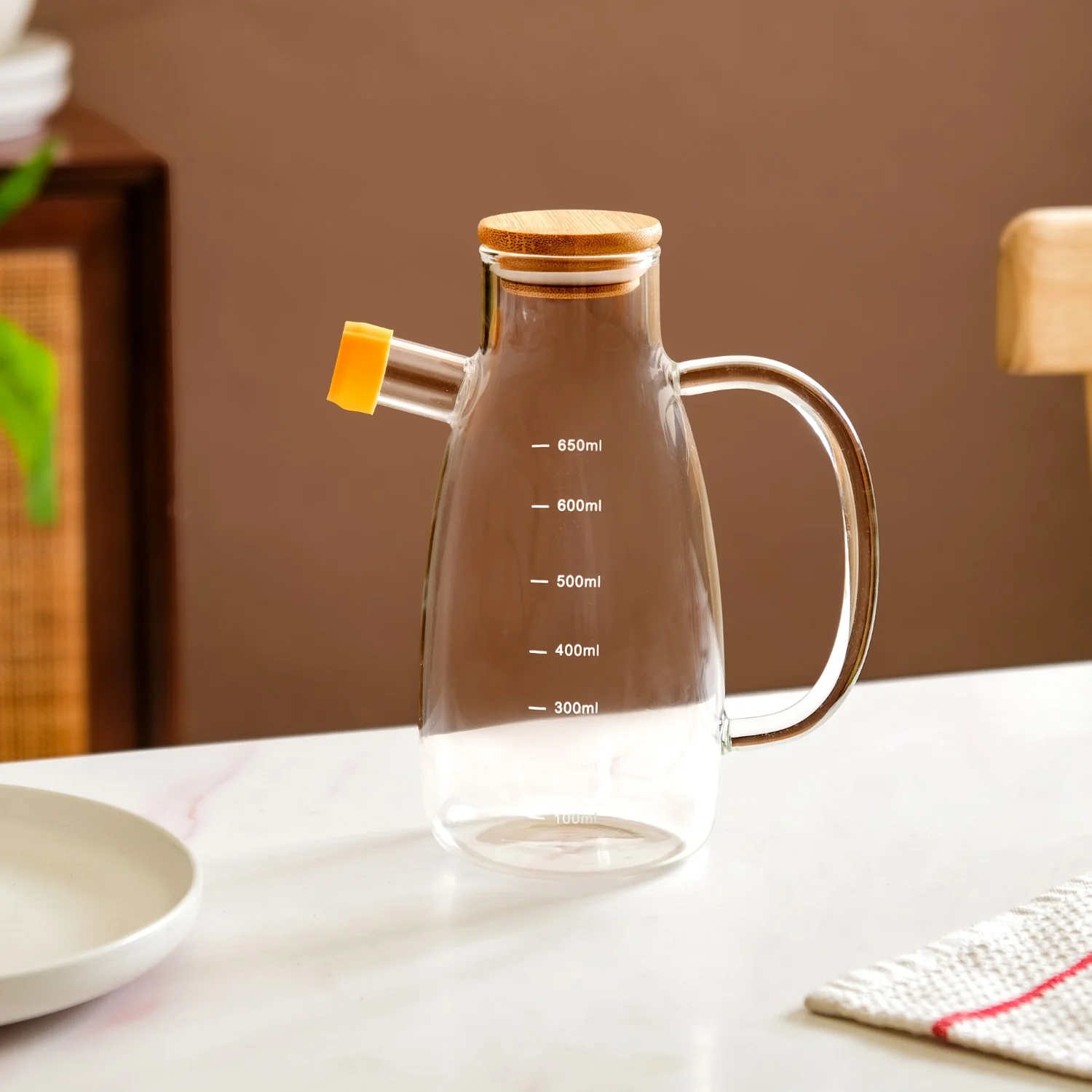 Glass Oil Dispenser 650ml - Image 3