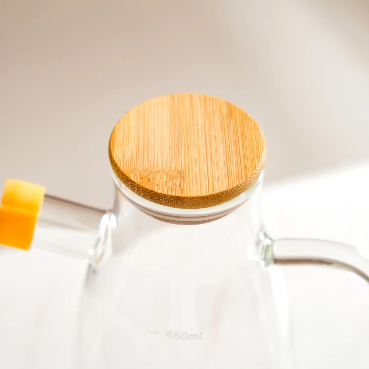 Glass Oil Dispenser 650ml - Image 8