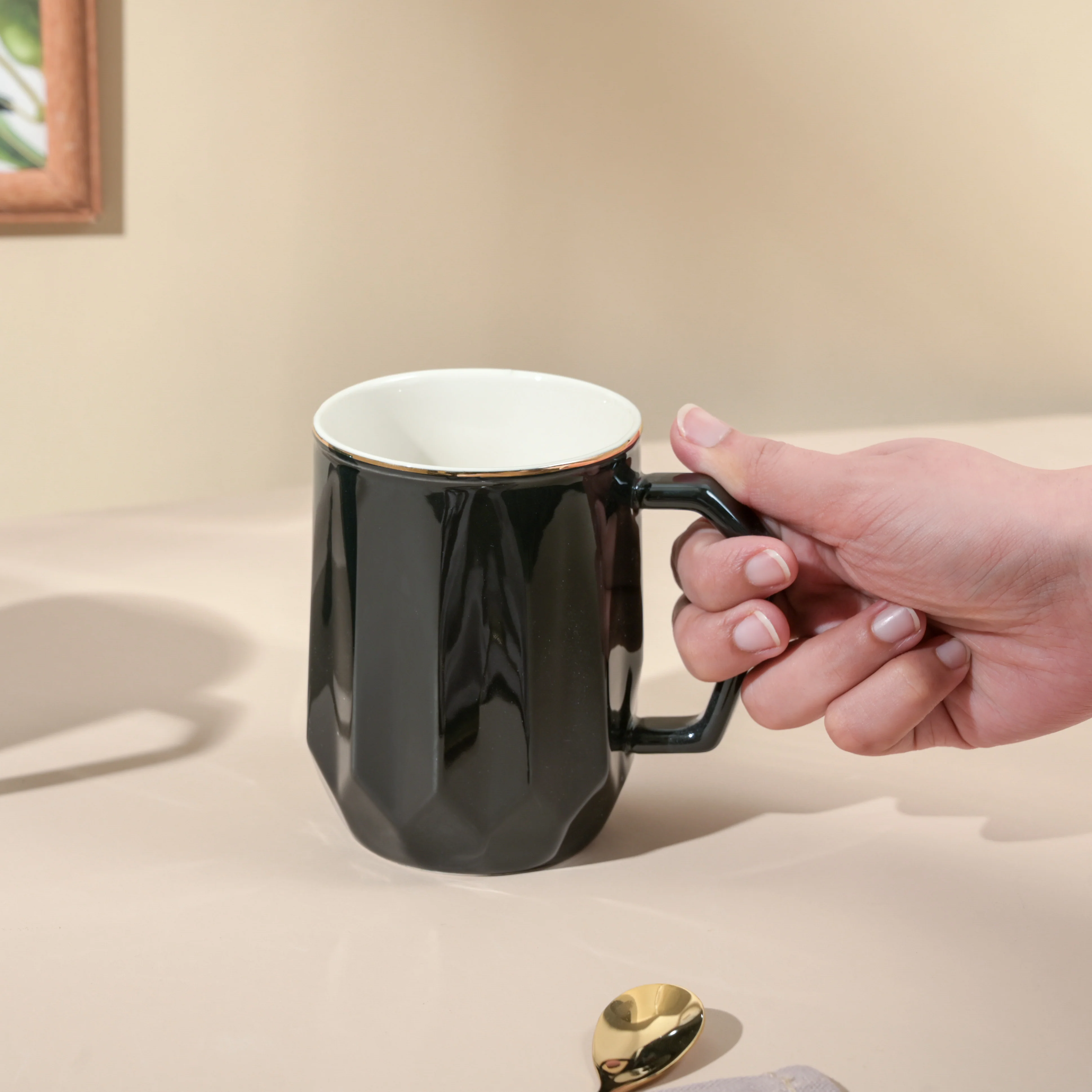 Onyx Black Ceramic Mug 350 ml - Image 2