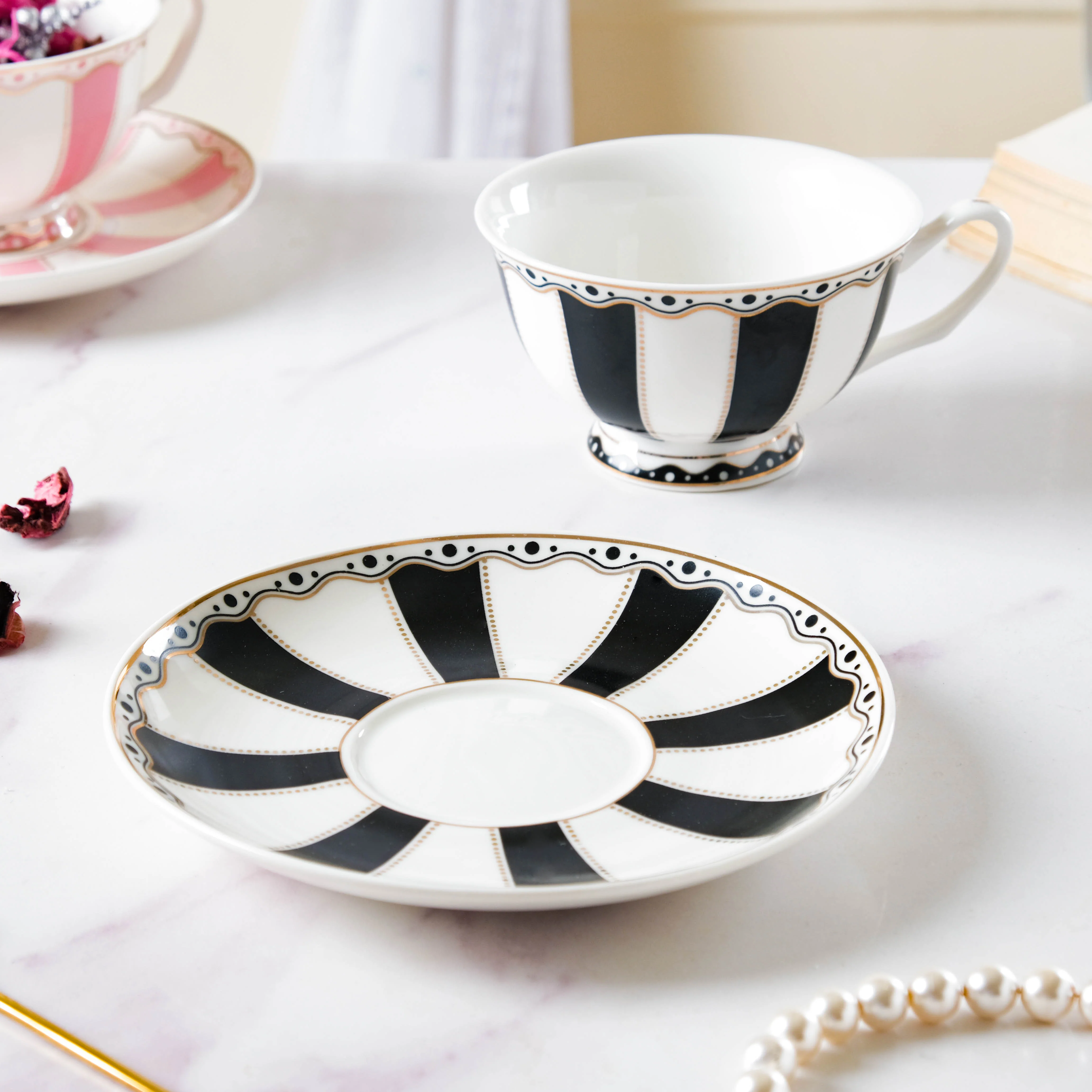 Opal Black Cup and Saucer Set 150 ml - Image 5