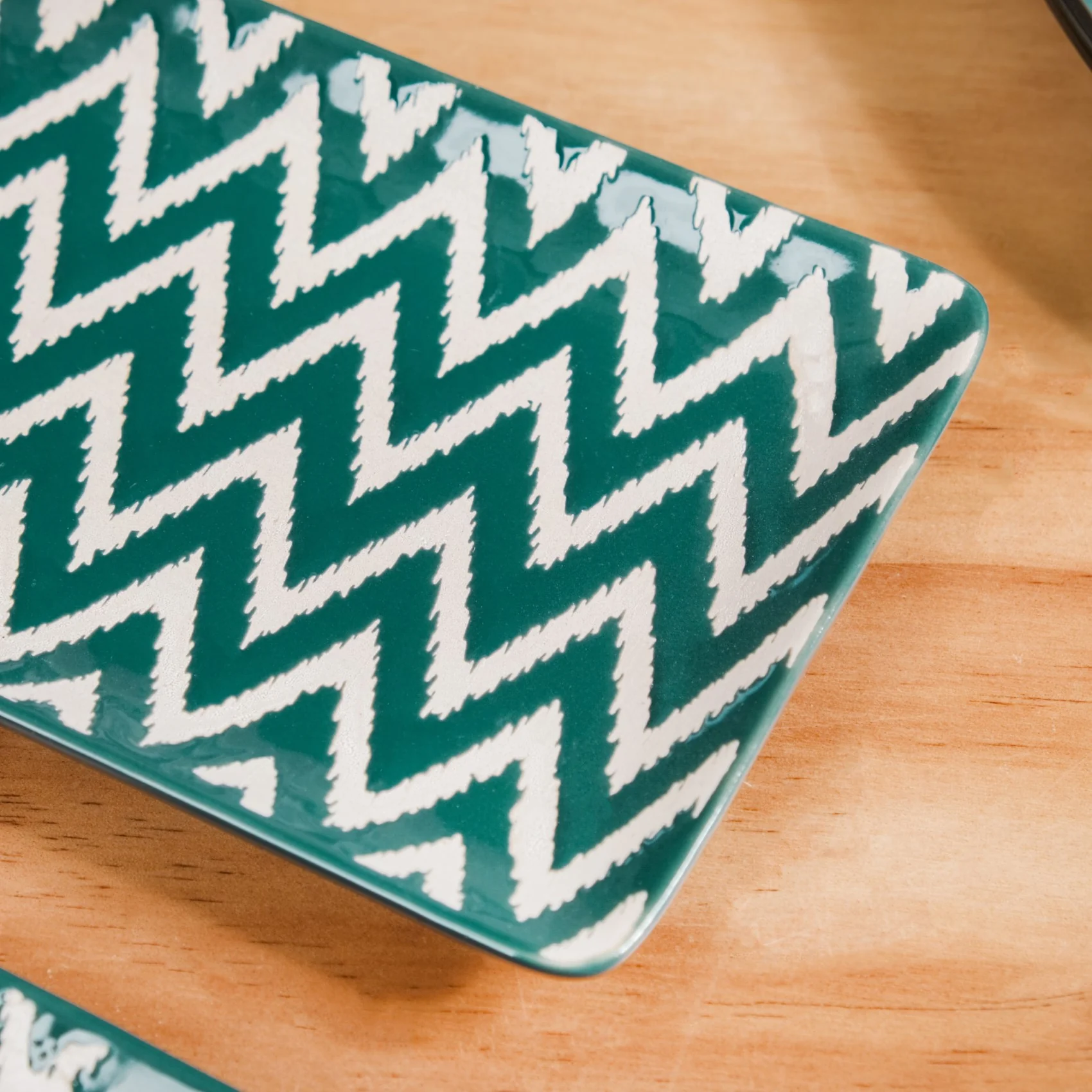 Oscilla Ceramic Platter Set Of 4 Green 7 Inch - Image 6