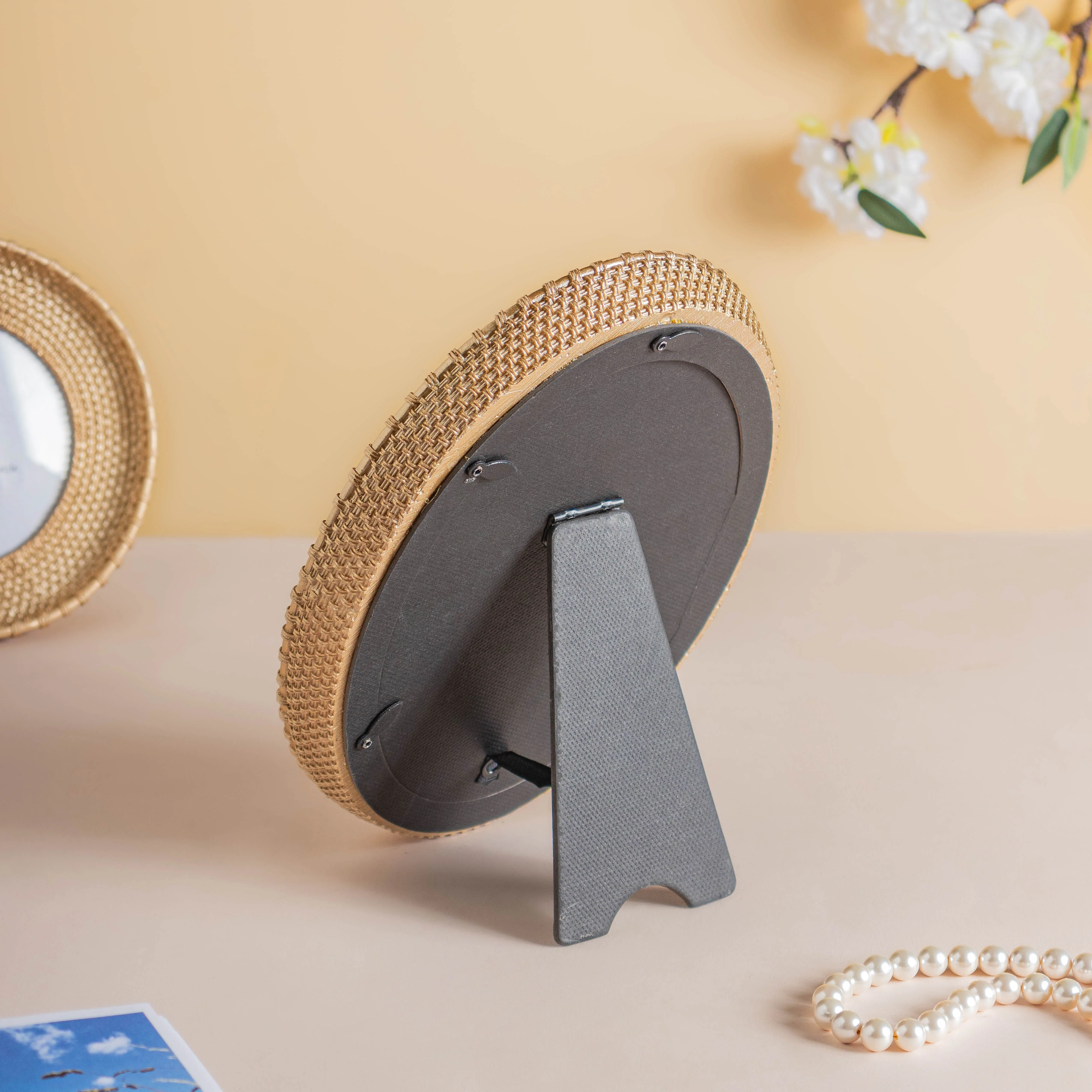Gold Basket Photo Frame - Image 10
