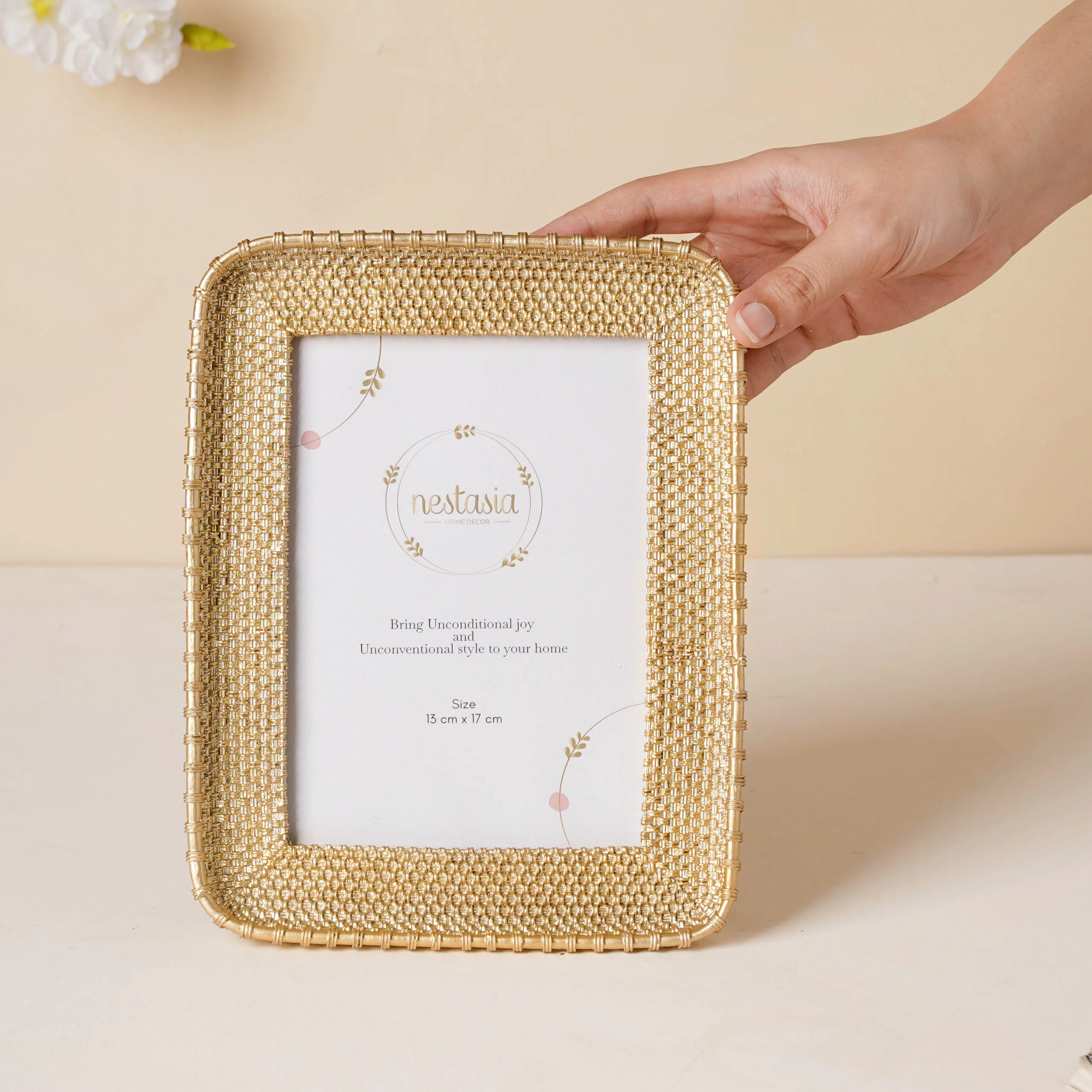 Gold Basket Photo Frame - Image 2