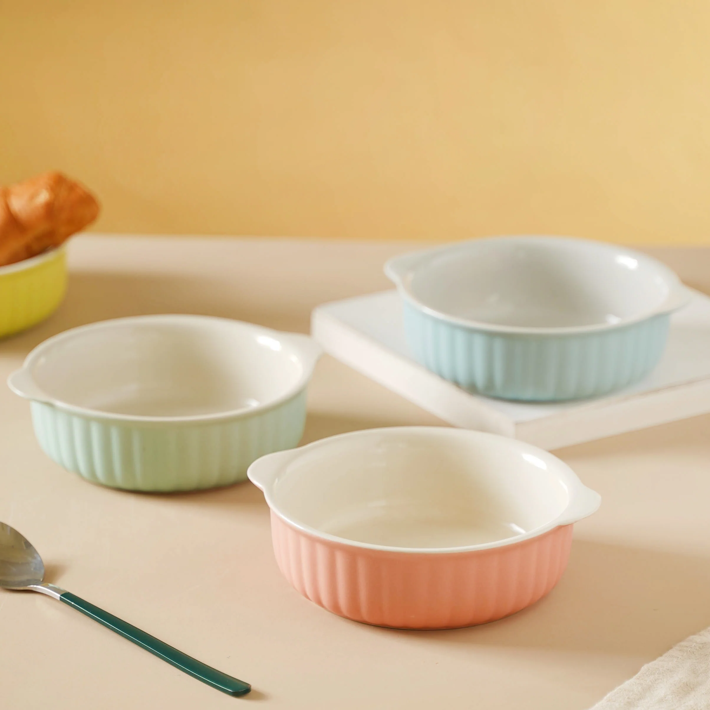 Pastel Ceramic Tart Dish - Image 4