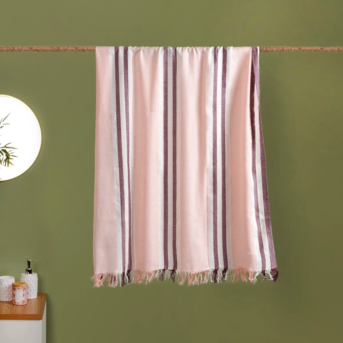 Peach Bamboo Quick Dry Towels Set Of 2 - Image 2