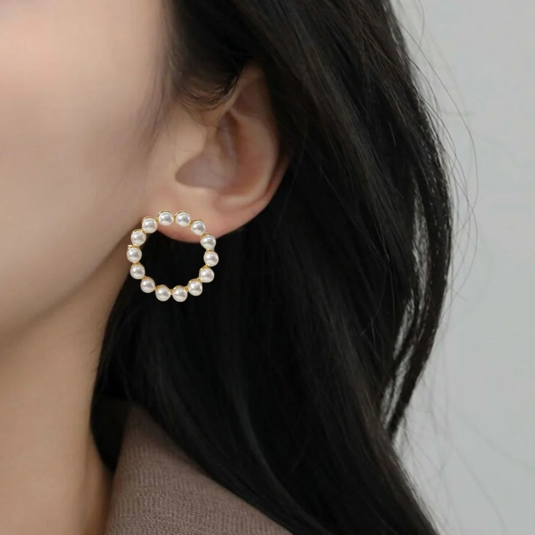 Pearl Halo Drop Earrings - Image 5