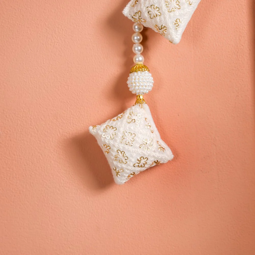 Pearl Toran and Door Hanging Set of 3 Off-White - Image 6